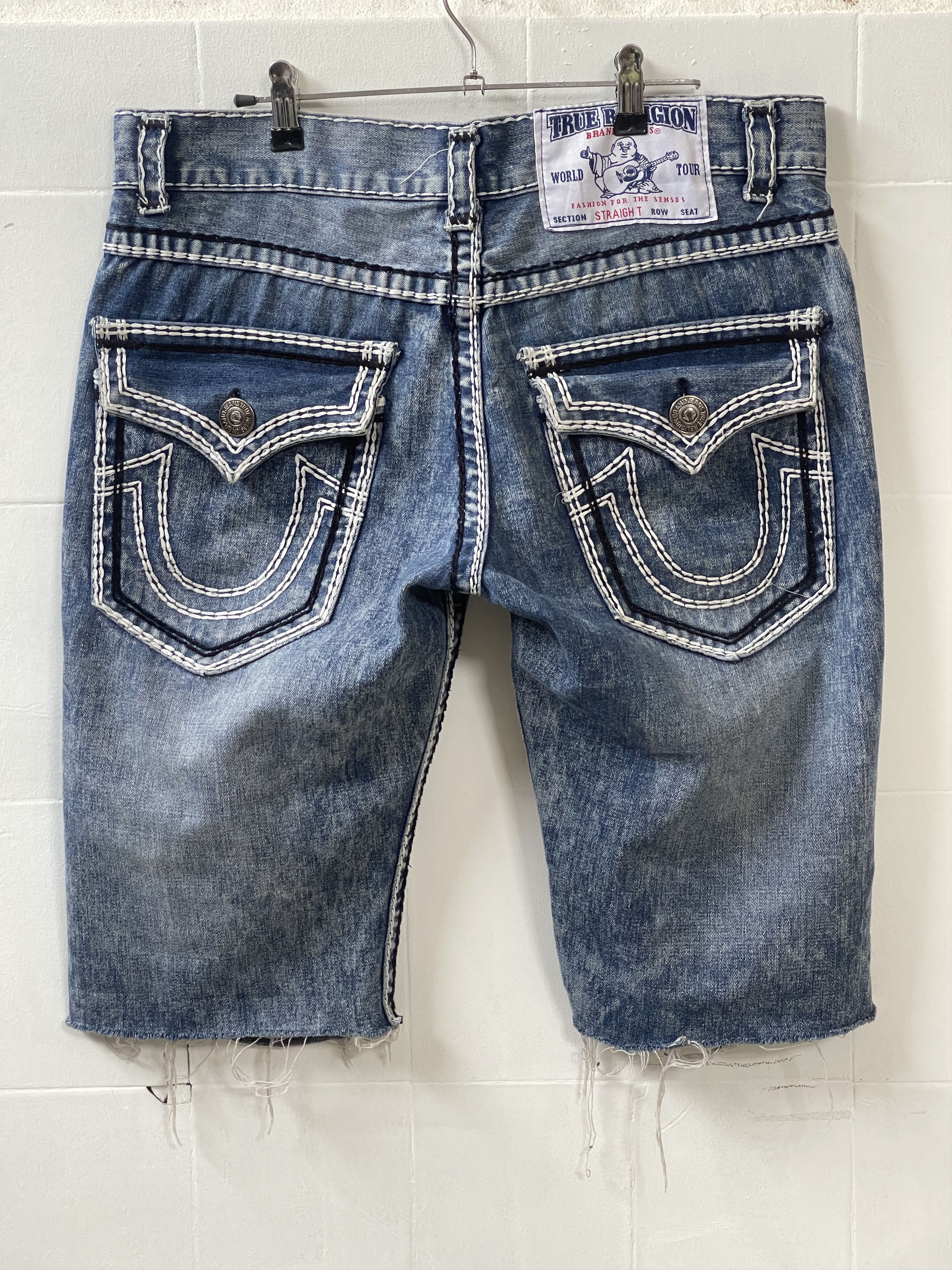 True Religion 🔥 biker bermuda shorts True religion size 34 L Size US 34 / EU 50 - 1 Thumbnail