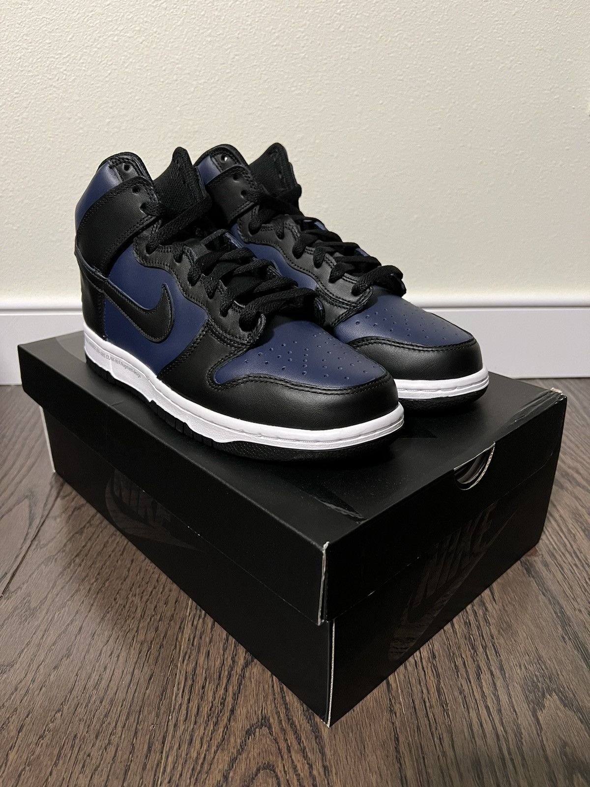 Fragment Design × Nike 2021 Nike Dunk High “Fragment” Tokyo Exclusive Size US 8.5 / EU 41-42 - 2 Thumbnail
