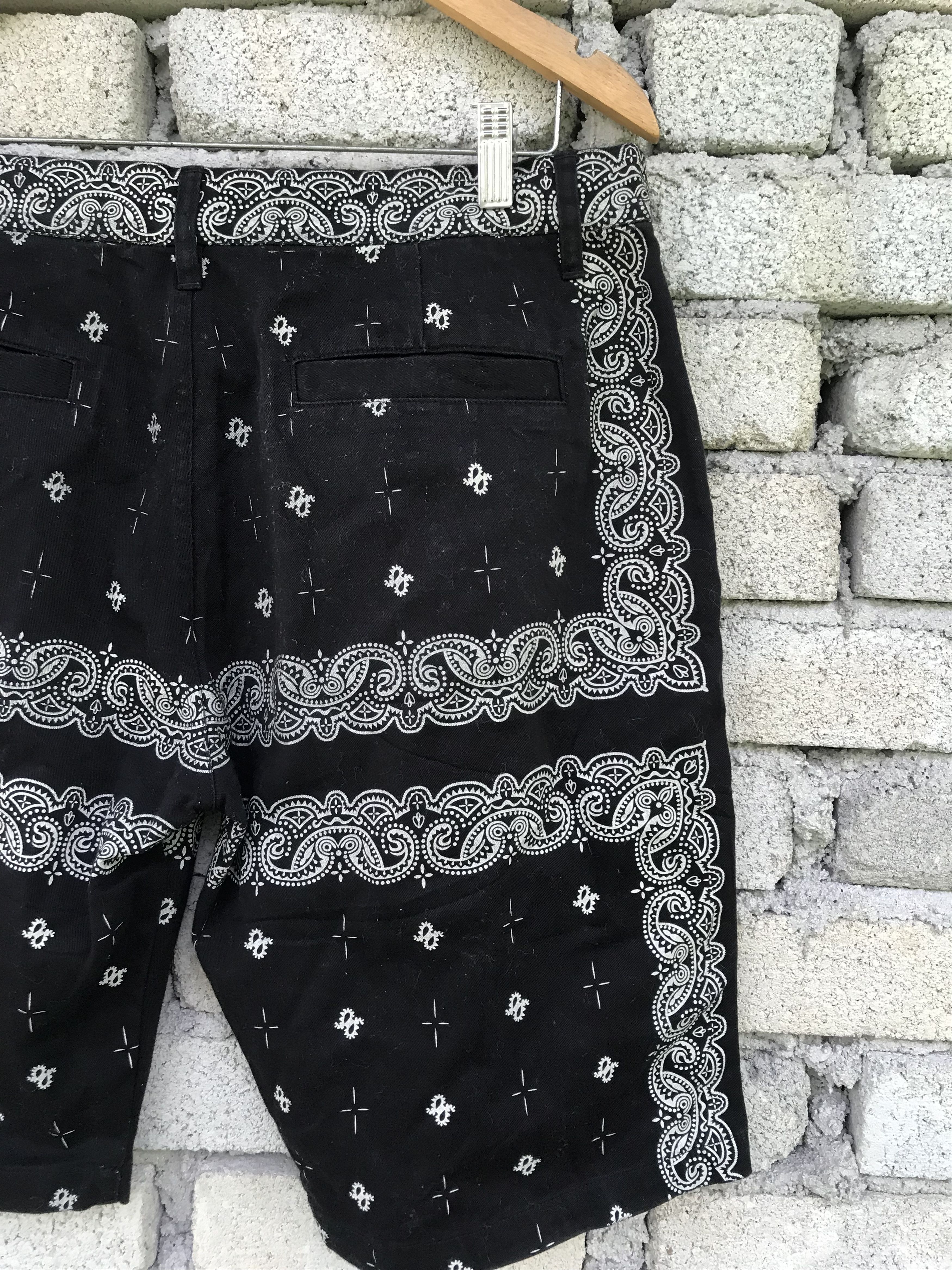 Other 🔥superrare🔥Overprint stooges & co paisley shorts Size US 34 / EU 50 - 9 Thumbnail