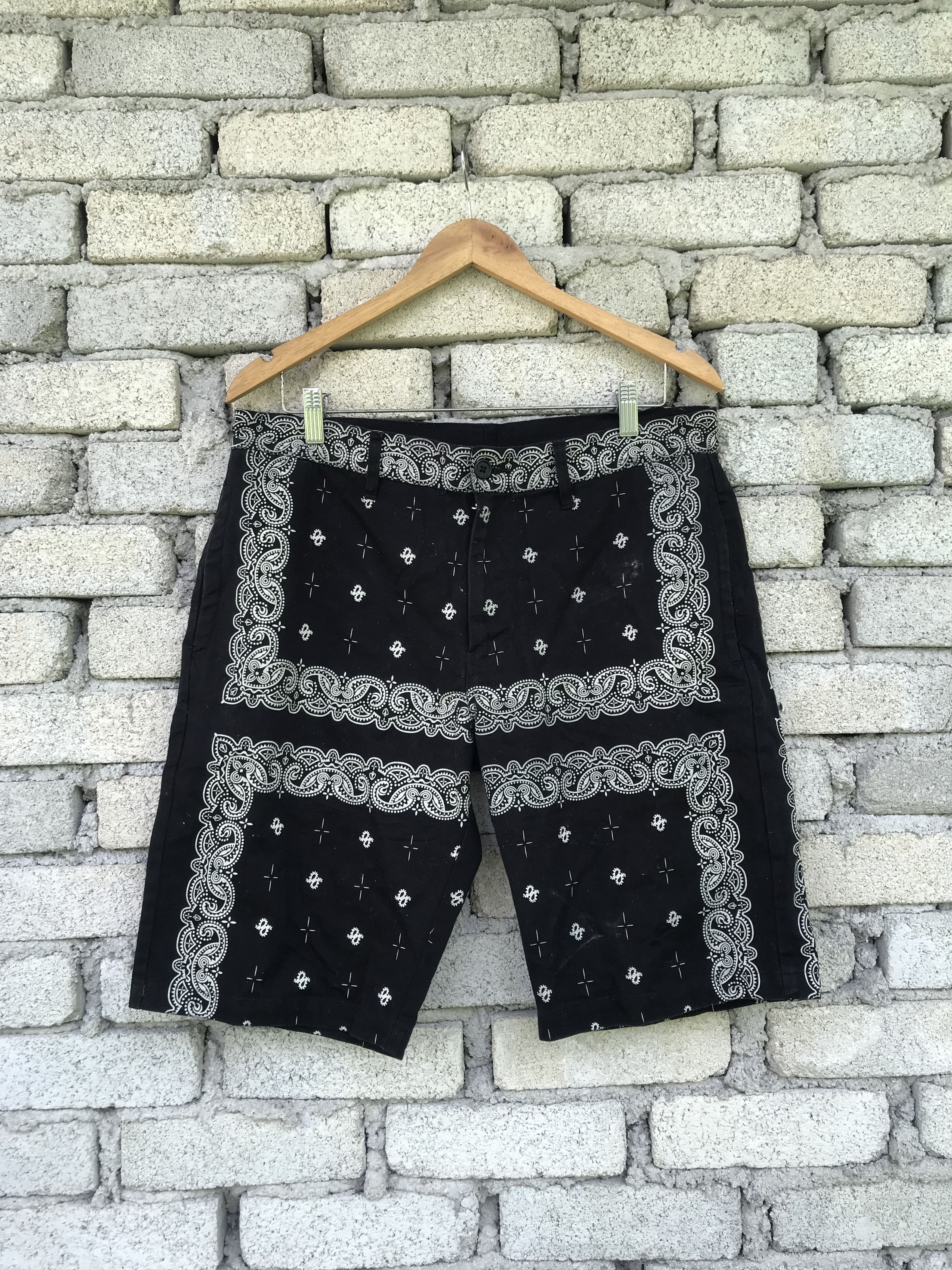 Other 🔥superrare🔥Overprint stooges & co paisley shorts Size US 34 / EU 50 - 1 Thumbnail