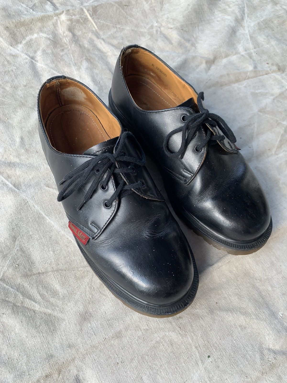 Dr. Martens Rare! 90s Dr.Martens x Royal Mail Derby Size US 7 / EU 40 - 2 Thumbnail