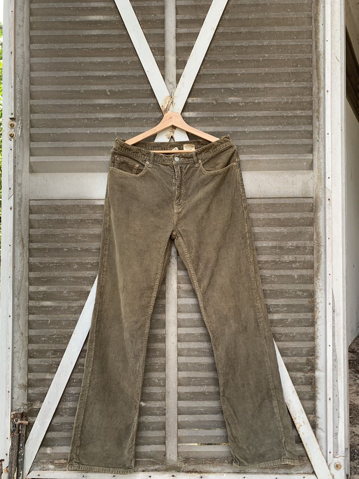 Banana Republic Vintage BANANA REPUBLIC STRAIGHT CUT CORDUROY PANTS Size US 33 - 2 Thumbnail