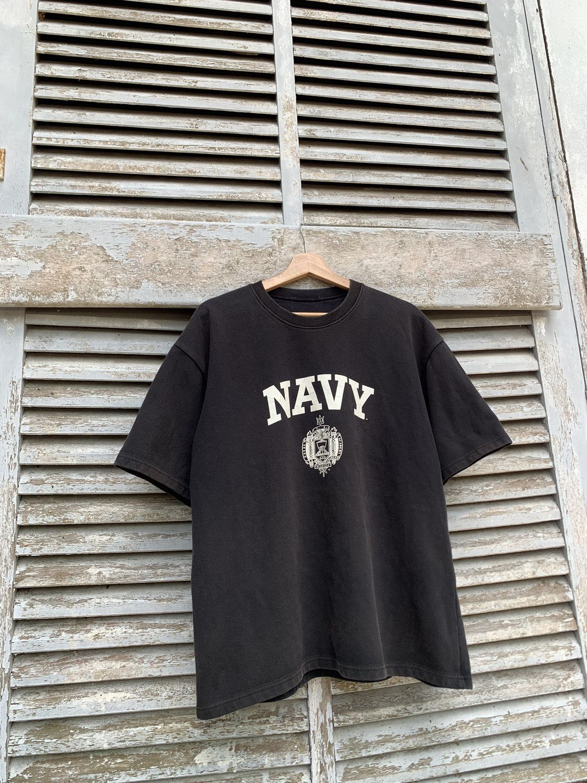 Vintage Vintage Sun Faded NAVY US ACADEMY BAGGY SHIRTS Size US L / EU 52-54 / 3 - 3 Thumbnail