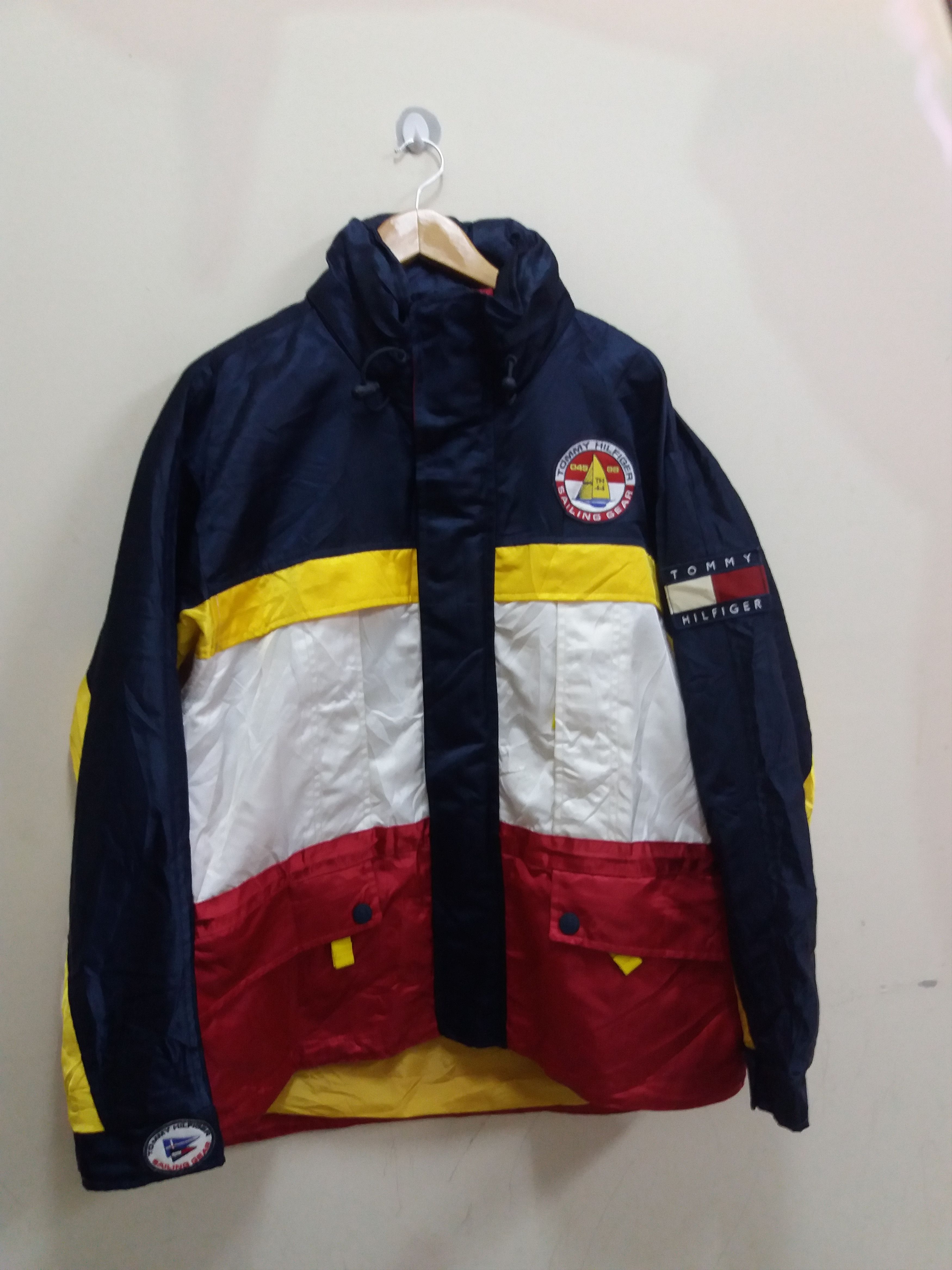 Tommy Hilfiger Vintage Tommy Hilfiger Sailing Gear Jacket Size M Size US M / EU 48-50 / 2 - 1 Thumbnail