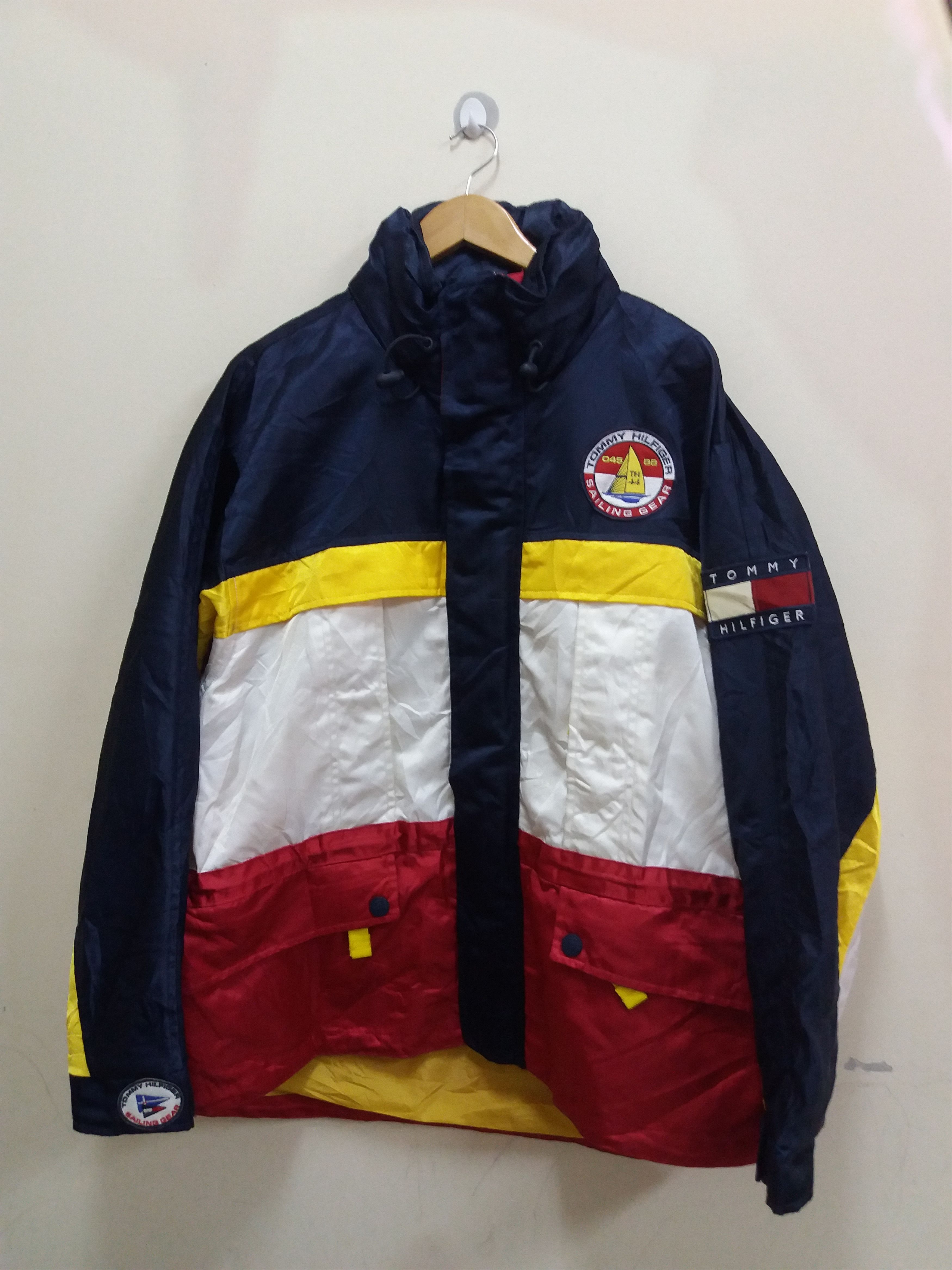 Tommy Hilfiger Vintage Tommy Hilfiger Sailing Gear Jacket Size M Size US M / EU 48-50 / 2 - 2 Thumbnail