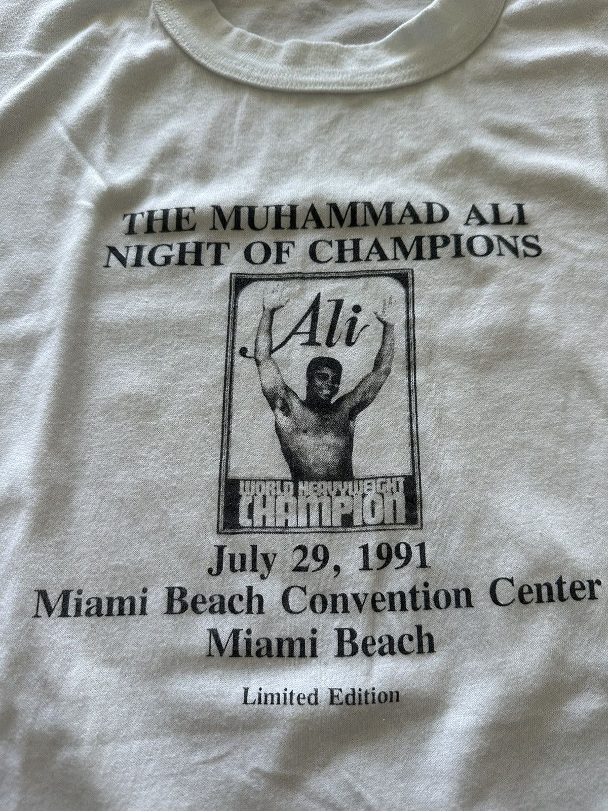 Vintage 1991 Muhammad Ali Boxing Night Tee Size US XL / EU 56 / 4 - 2 Thumbnail