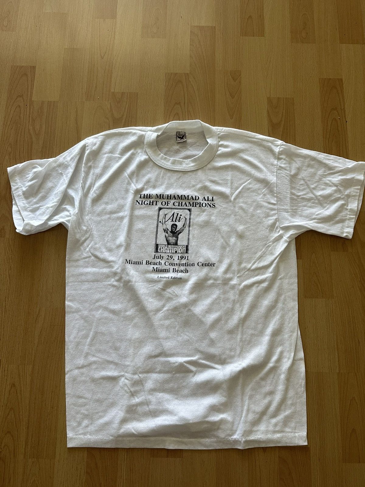 Vintage 1991 Muhammad Ali Boxing Night Tee Size US XL / EU 56 / 4 - 1 Thumbnail