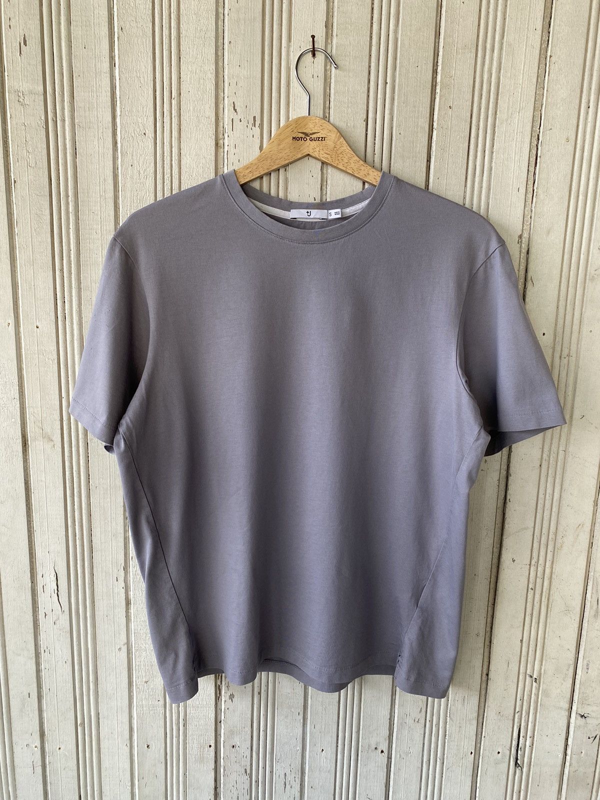 Japanese Brand × Jil Sander Jil Sender Uniqlo Distressed Tees Size US S / EU 44-46 / 1 - 1 Thumbnail