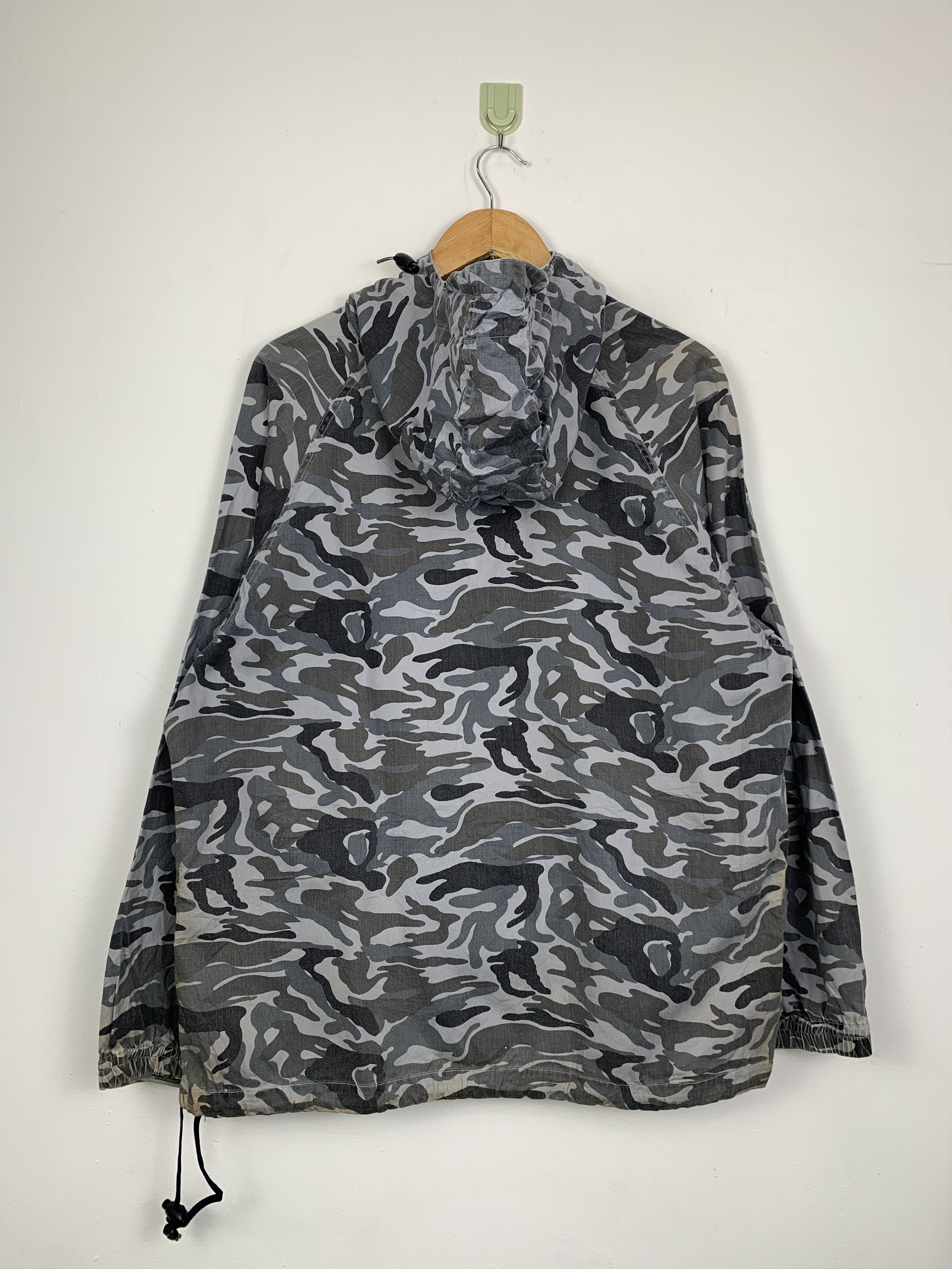Japanese Brand Vintage Japanese Brand Anorak Camouflage Jacket J0596 Size US M / EU 48-50 / 2 - 9 Thumbnail