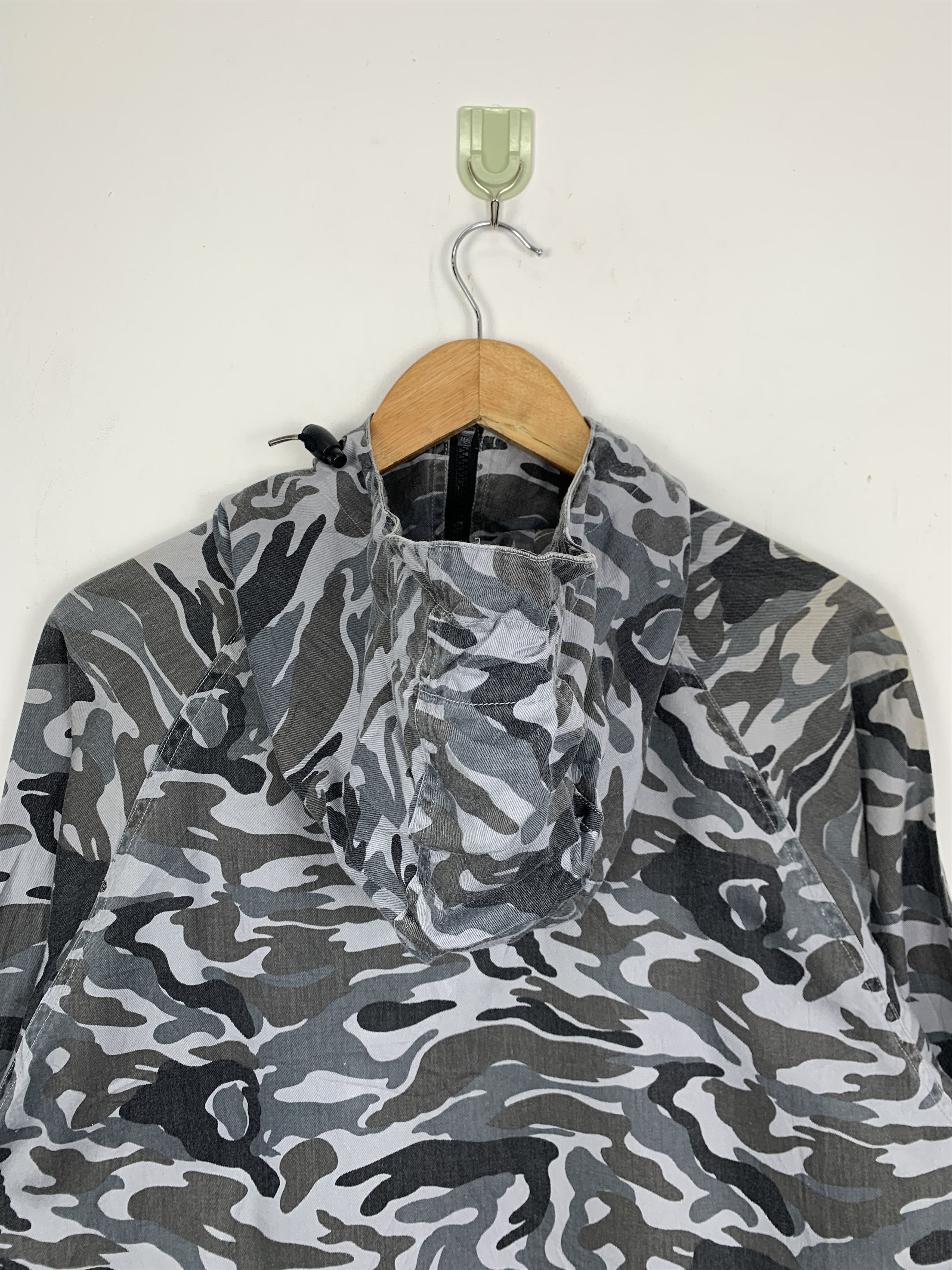 Japanese Brand Vintage Japanese Brand Anorak Camouflage Jacket J0596 Size US M / EU 48-50 / 2 - 10 Thumbnail