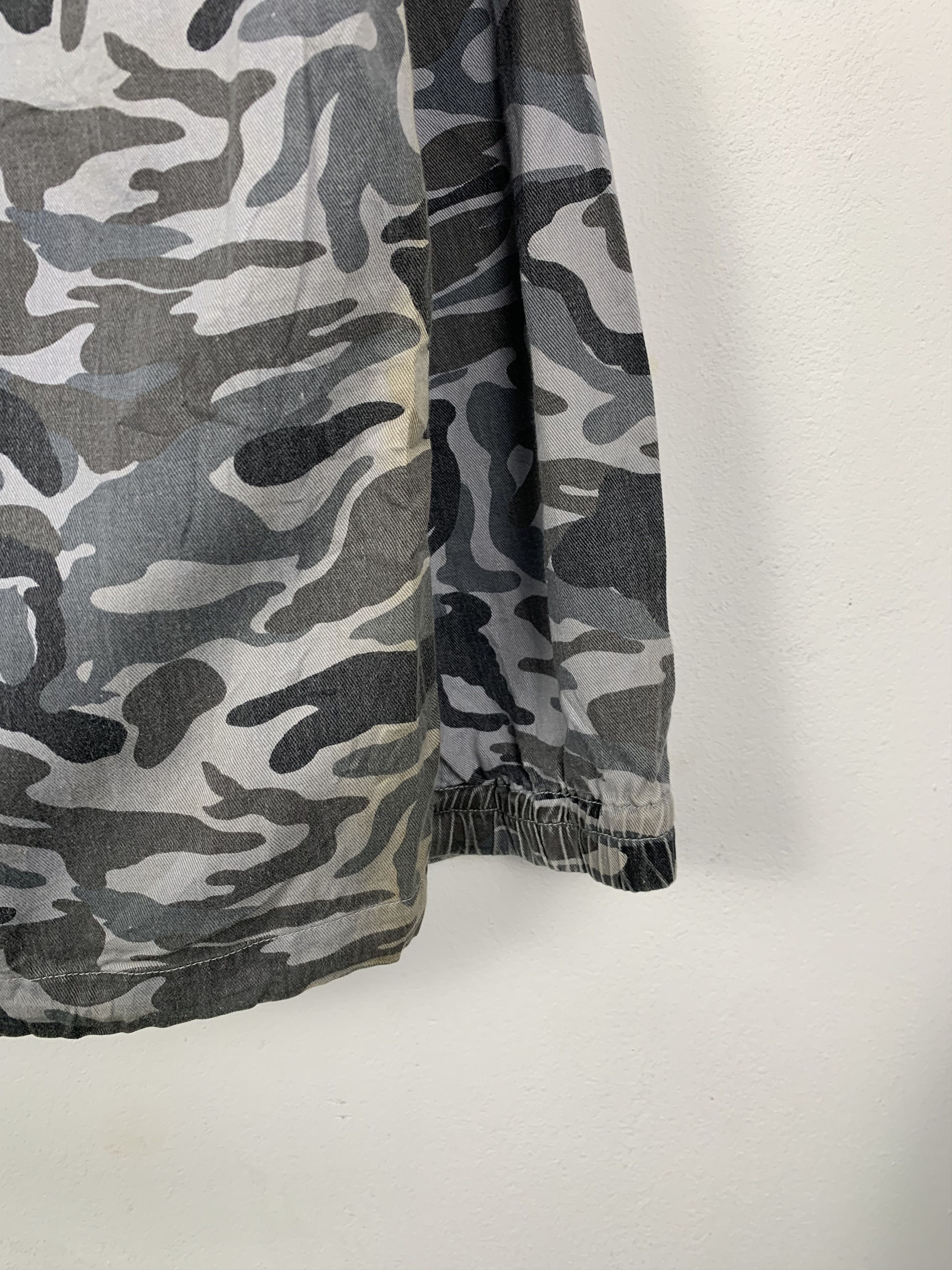 Japanese Brand Vintage Japanese Brand Anorak Camouflage Jacket J0596 Size US M / EU 48-50 / 2 - 11 Thumbnail