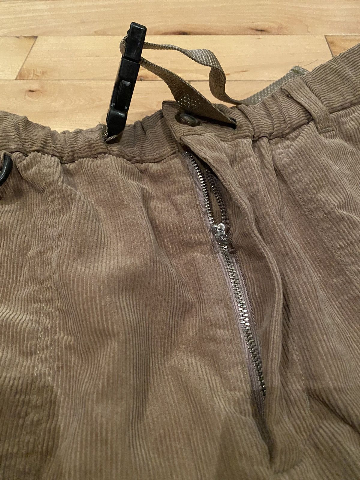 Needles AiE EZ Short Khaki Corduroy Size Large Size US 34 / EU 50 - 2 Thumbnail