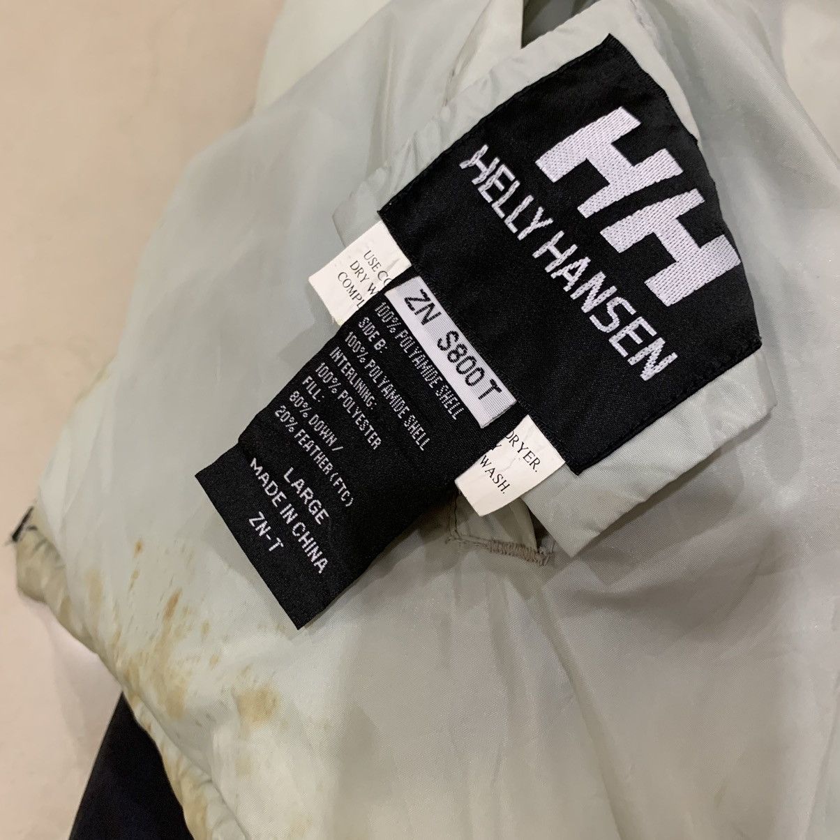 Helly Hansen Vintage 90s Helly Hansen Reversible Down Puffer Jacket Size US L / EU 52-54 / 3 - 15 Thumbnail