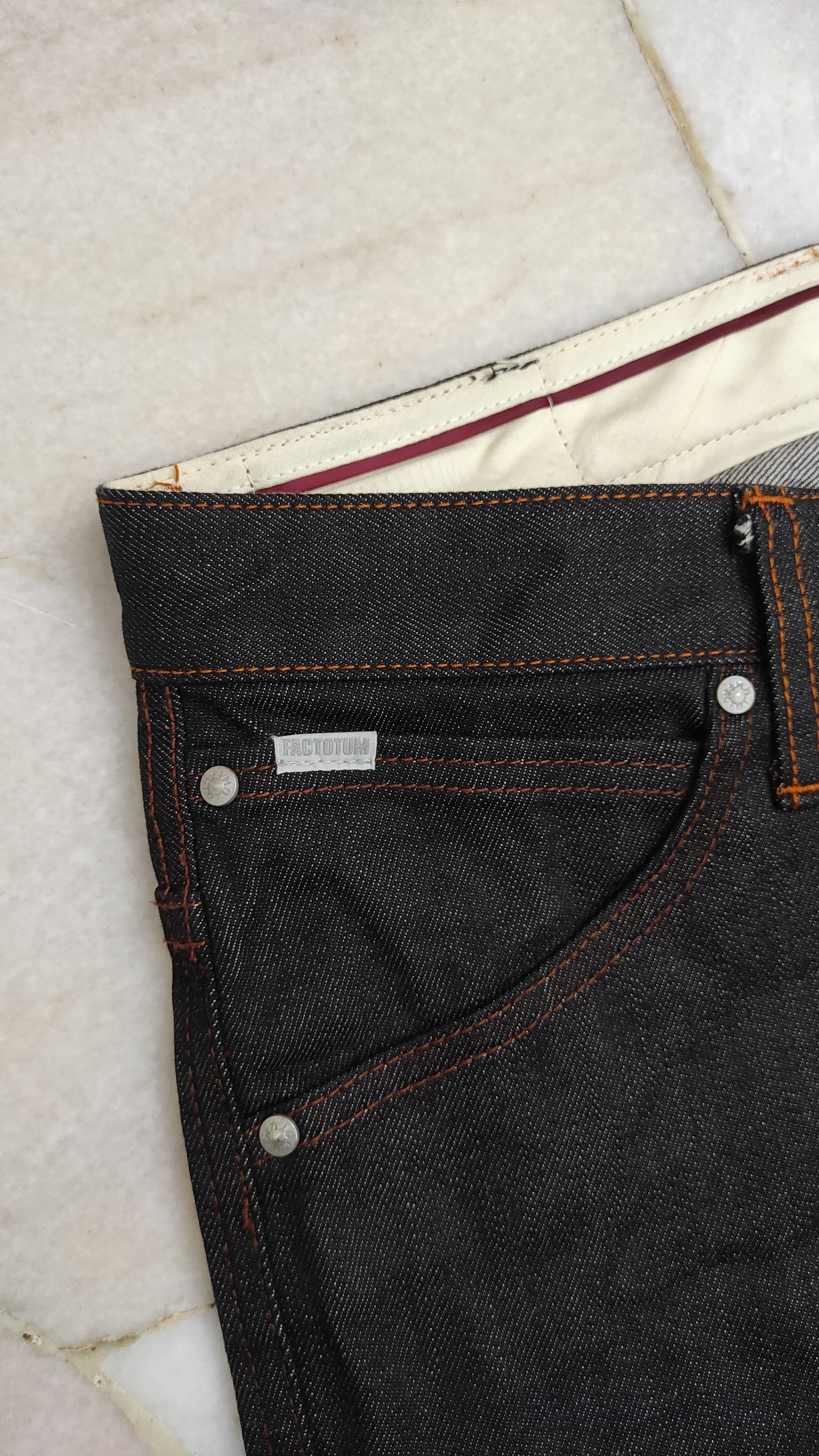 FACTOTUM Men's Factotum Agitpunkt Slim Fit Jean Size US 30 / EU 46 - 14 Thumbnail