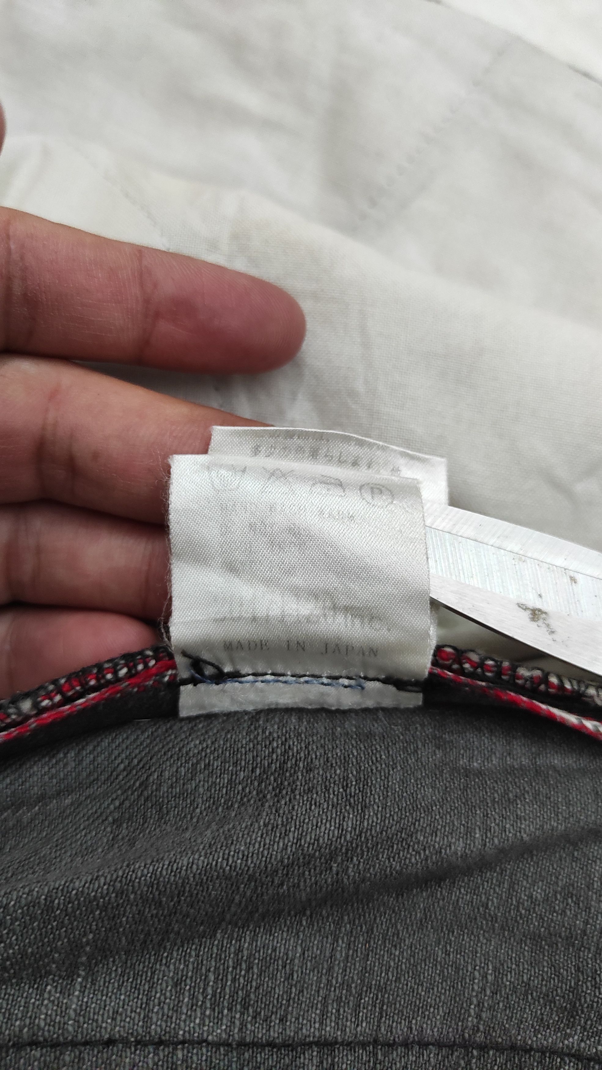 20471120 Archive 20471120 HYOMA SELVEDGE BONDAGE LOGO'S JEANS Size US 31 - 11 Thumbnail