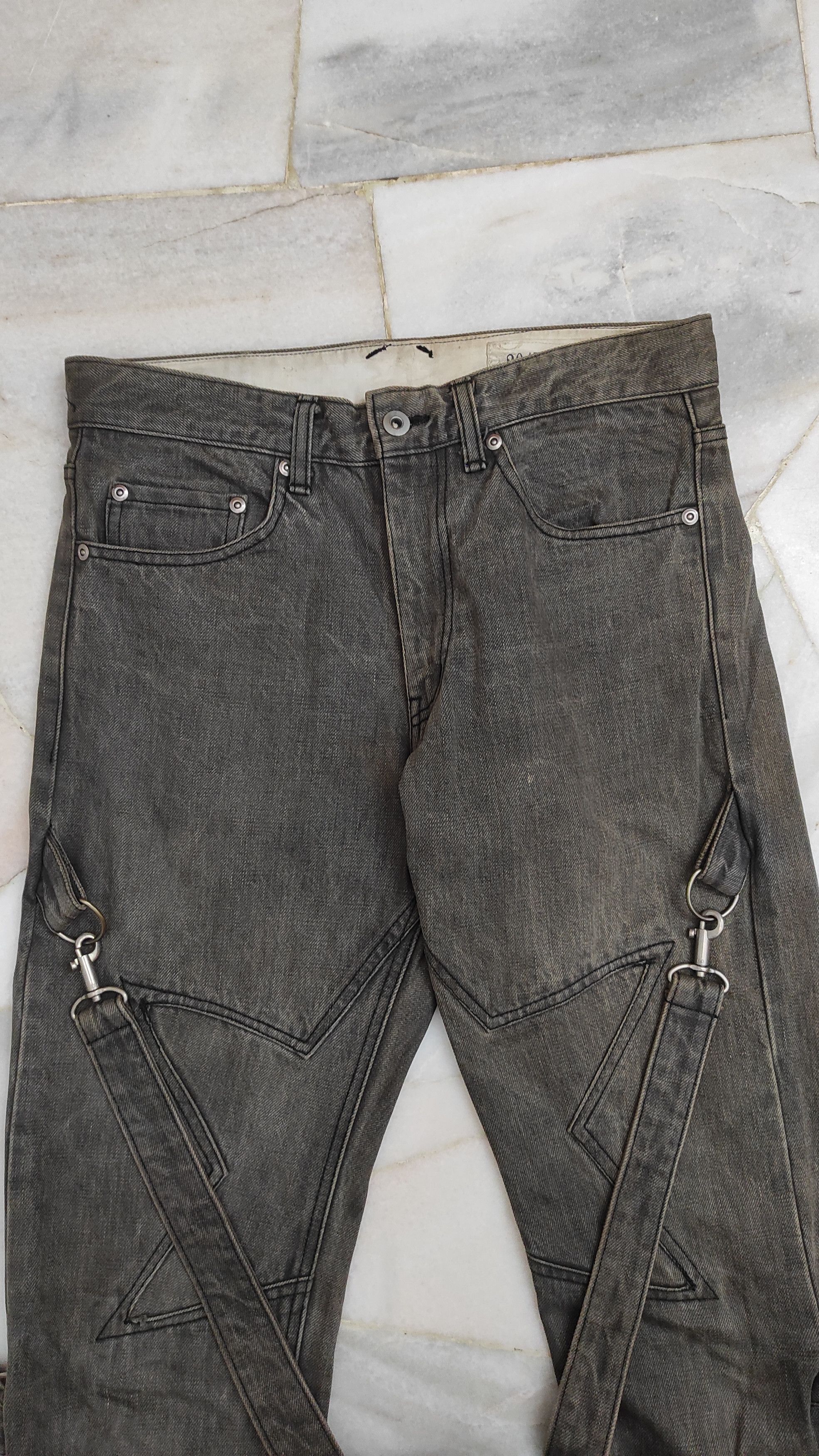 20471120 Archive 20471120 HYOMA SELVEDGE BONDAGE LOGO'S JEANS Size US 31 - 15 Thumbnail