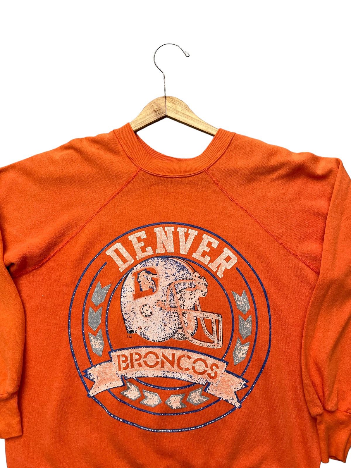 If Six Was Nine Vintage 80’s Champion Denver Broncos NFL Crewneck Size US L / EU 52-54 / 3 - 6 Thumbnail