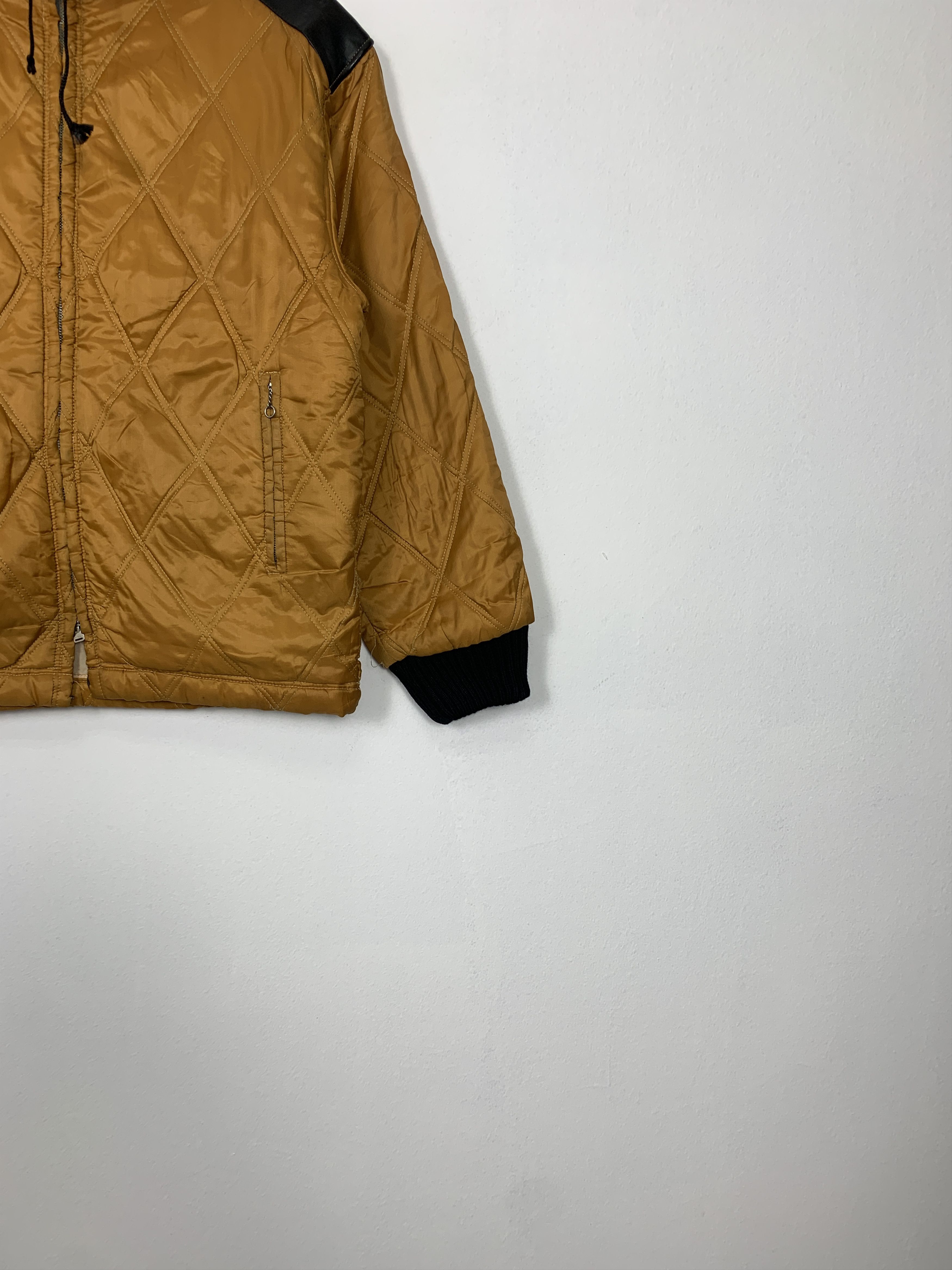Japanese Brand × Vintage Vintage H&Q BRAND Quilted zip Up Jacket Nice Design Size US S / EU 44-46 / 1 - 4 Thumbnail