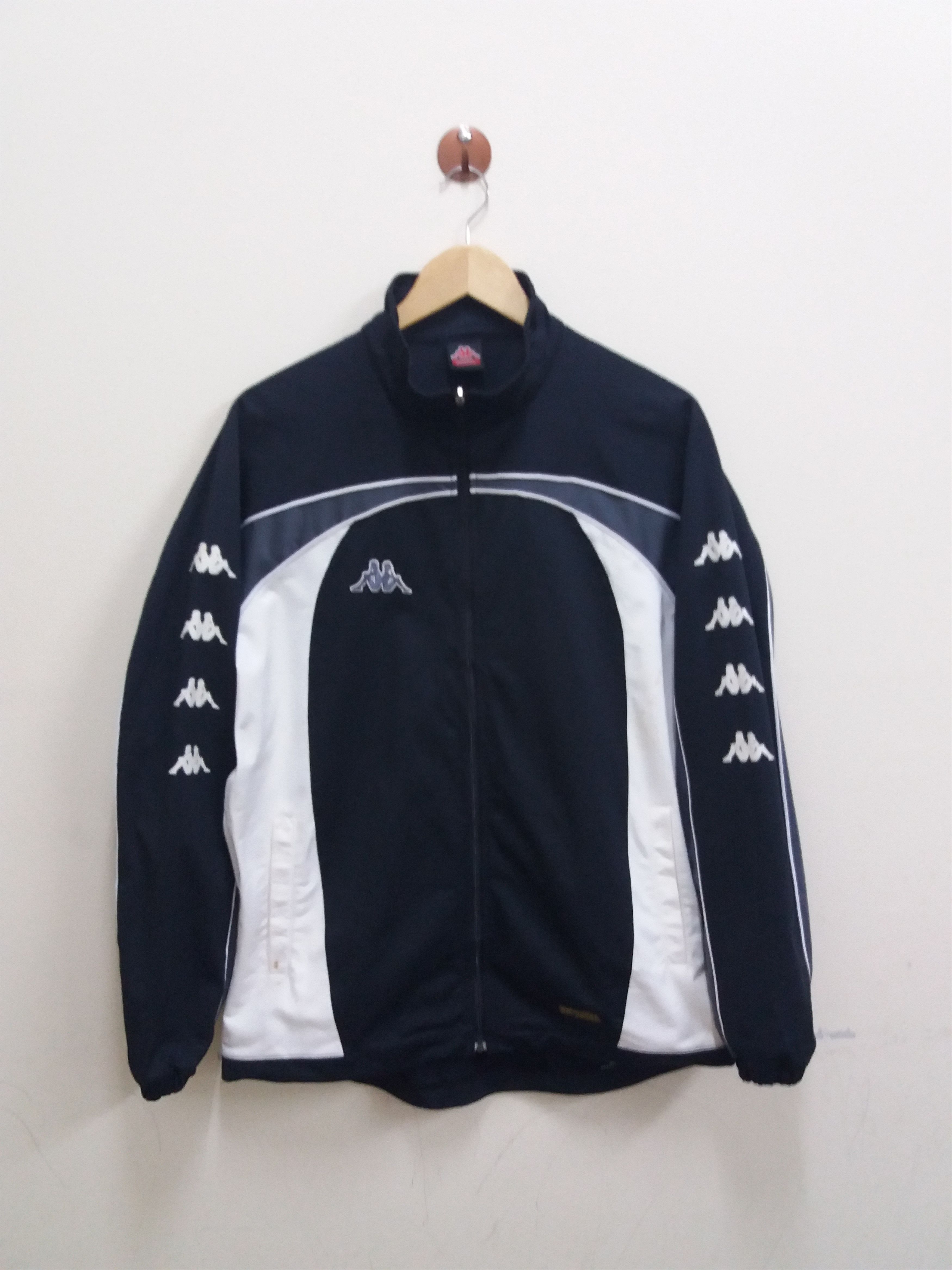 Kappa Kappa italy wind barrier polyester zipper jacket Size US L / EU 52-54 / 3 - 1 Thumbnail