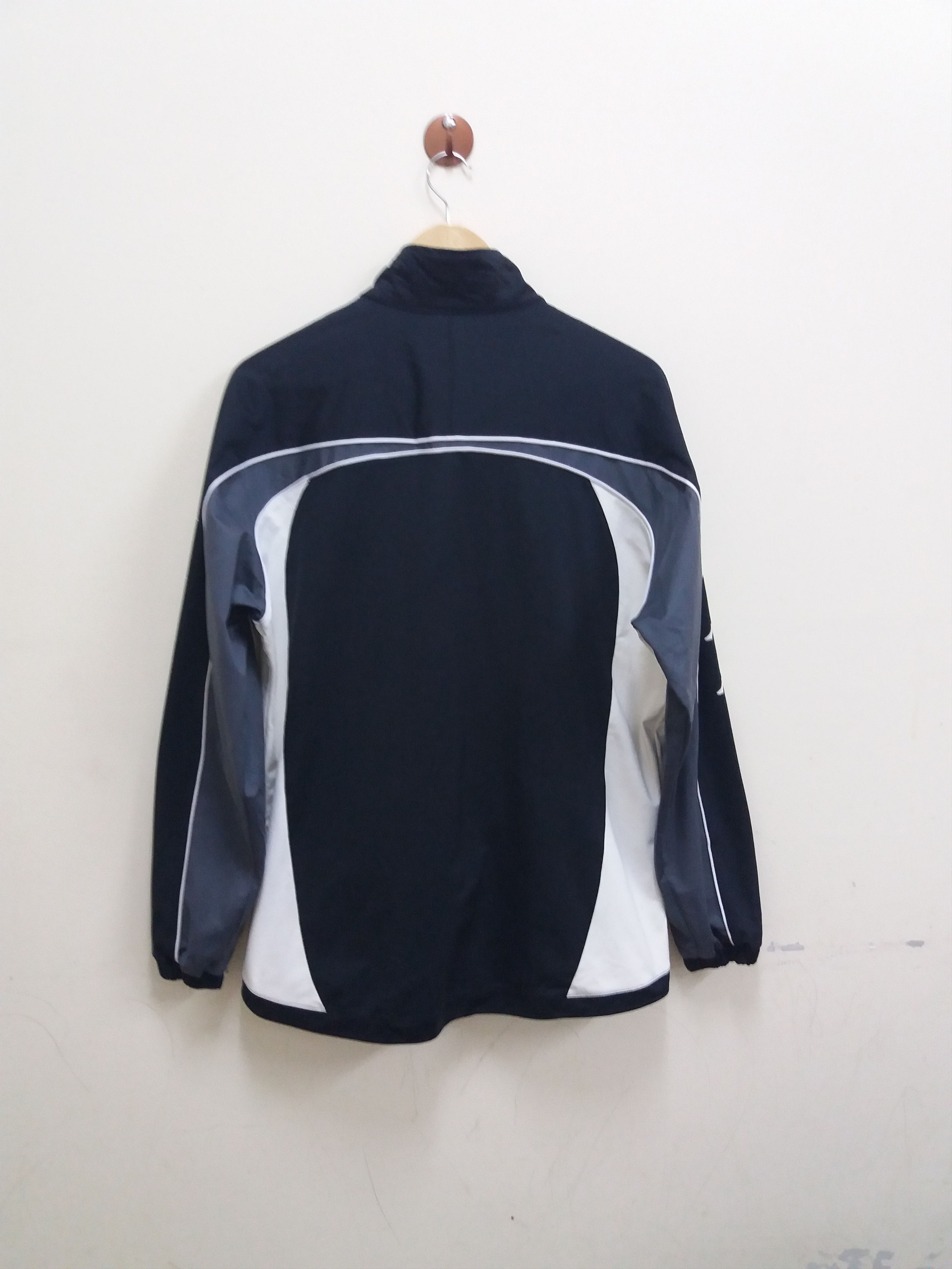 Kappa Kappa italy wind barrier polyester zipper jacket Size US L / EU 52-54 / 3 - 2 Thumbnail