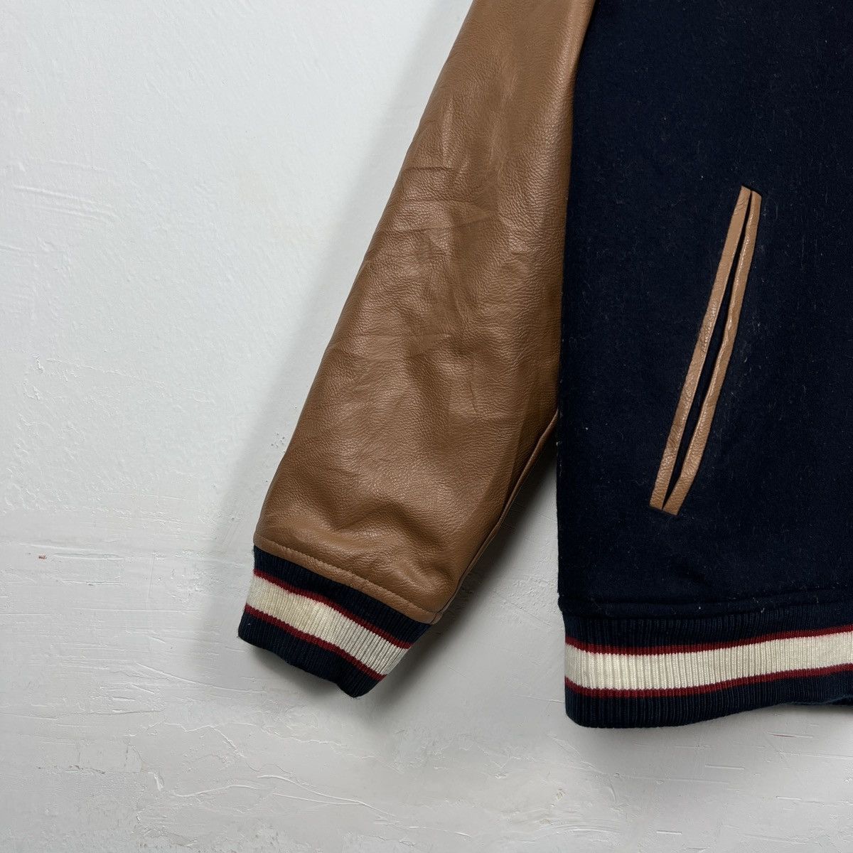 Tommy Jeans Vintage TOMMY Varsity Hoodie Jacket J0045 Size US XL / EU 56 / 4 - 2 Thumbnail