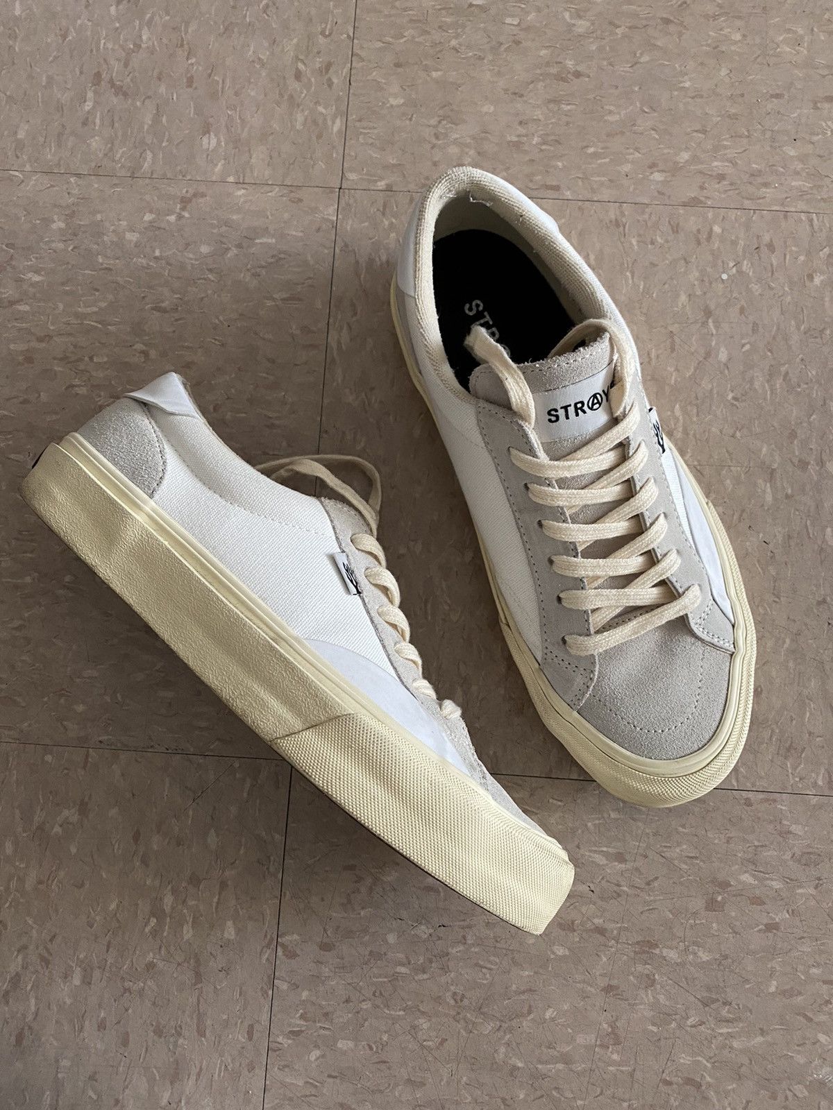 ‘Straye’ Vans Style Skate Shoes