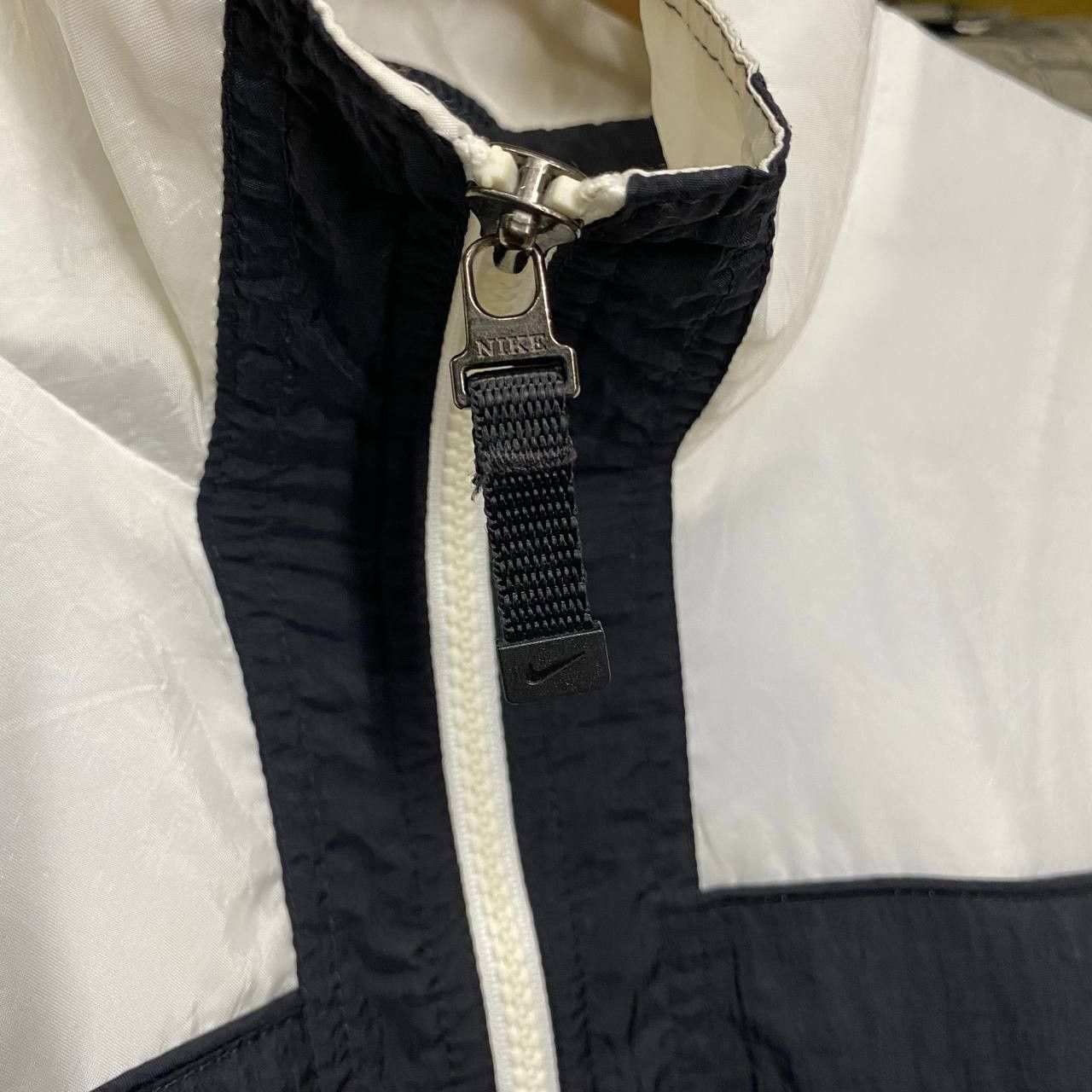 Nike Vintage NIKE Light Jacket Size US L / EU 52-54 / 3 - 6 Thumbnail