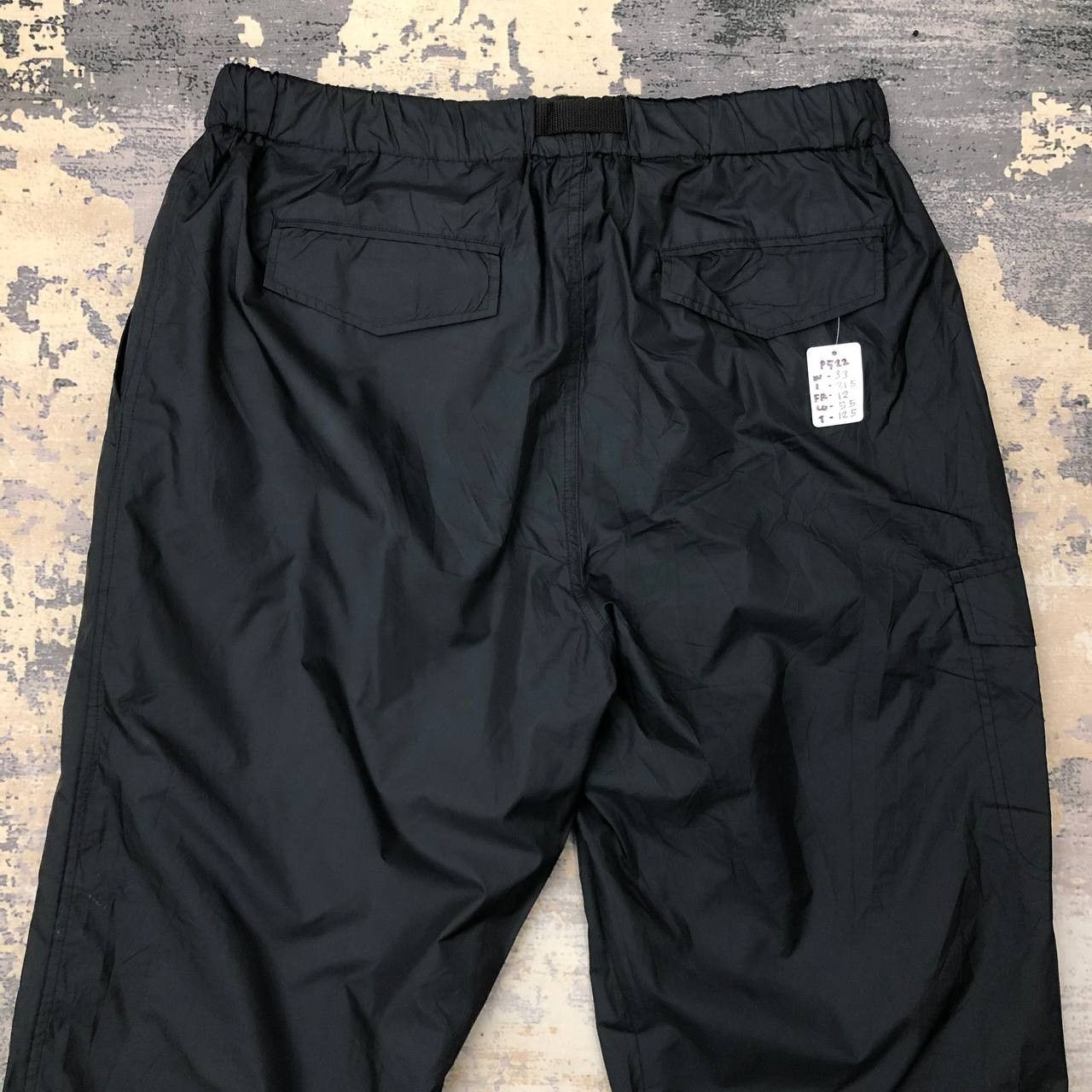 Japanese Brand P522 UNIQLO NYLON CARGO SWEATPANTS Size US 33 - 4 Thumbnail