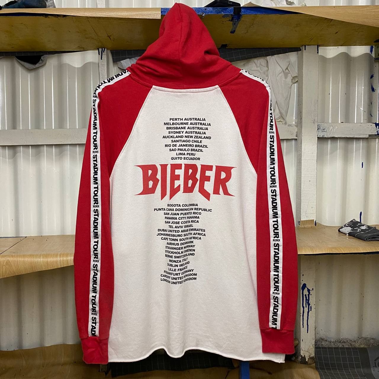Band Tees × Justin Bieber Justin bieber purpose tour stadium hoodies Size US L / EU 52-54 / 3 - 9 Thumbnail