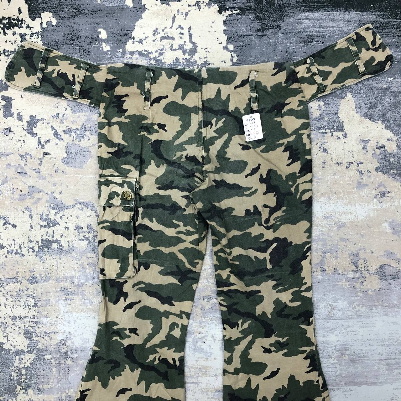 Other P508 LA FLARED CAMO CARGO PANTS Size 27" / US 4 / IT 40 - 4 Thumbnail