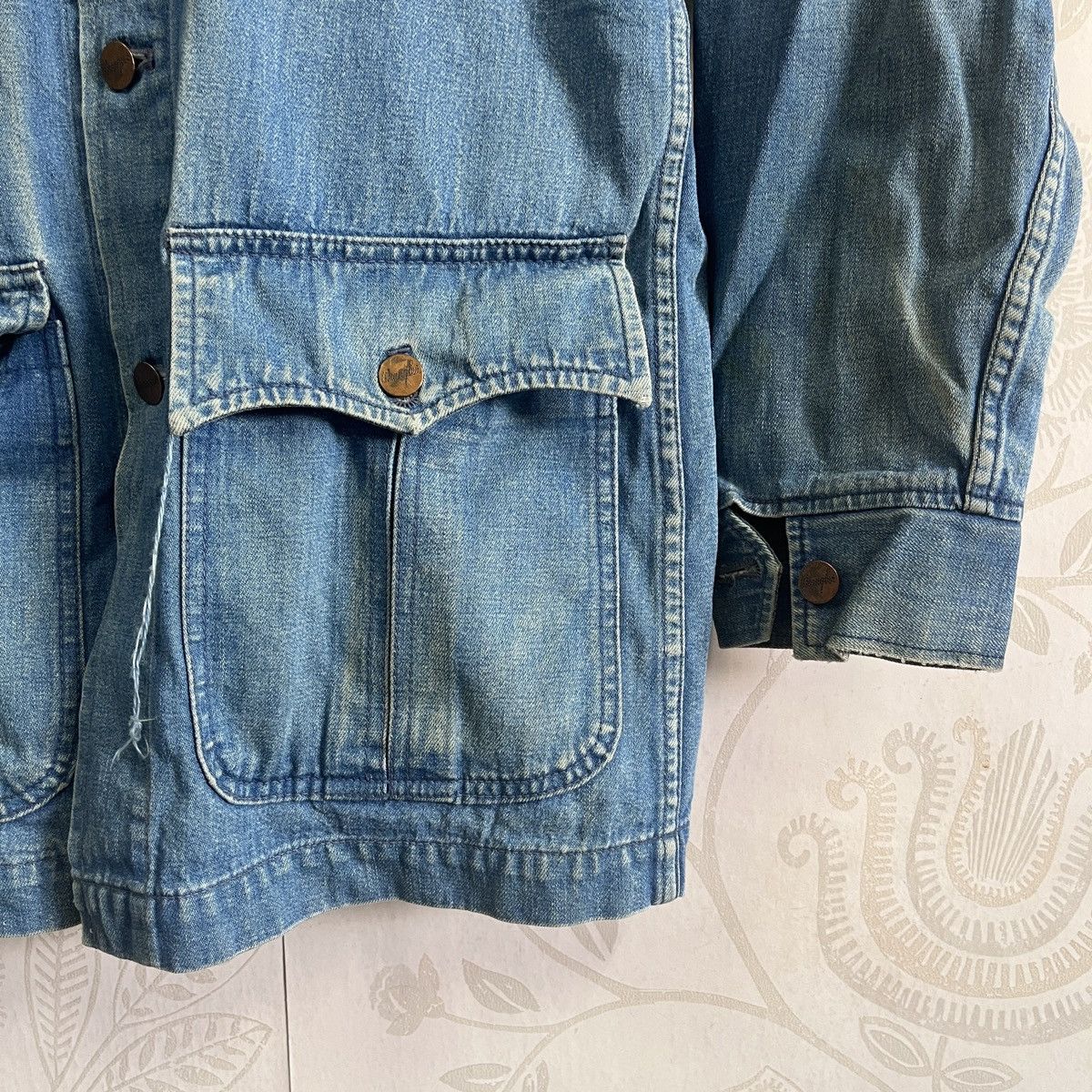 Vintage × Wrangler Vintage 1990 Workwear Wrangler Chore Denim Jacket Japan Size US L / EU 52-54 / 3 - 10 Thumbnail