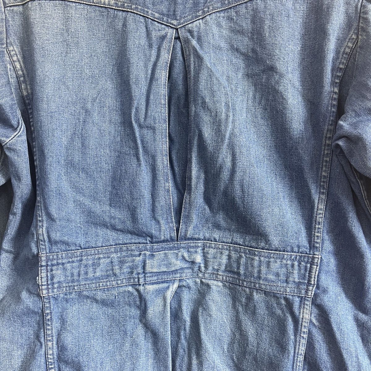 Vintage × Wrangler Vintage 1990 Workwear Wrangler Chore Denim Jacket Japan Size US L / EU 52-54 / 3 - 18 Thumbnail