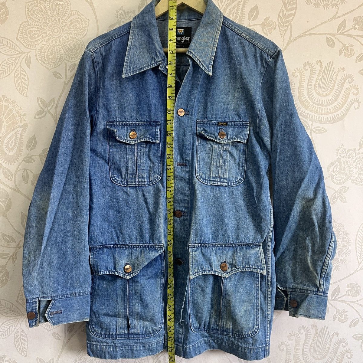 Vintage × Wrangler Vintage 1990 Workwear Wrangler Chore Denim Jacket Japan Size US L / EU 52-54 / 3 - 2 Thumbnail