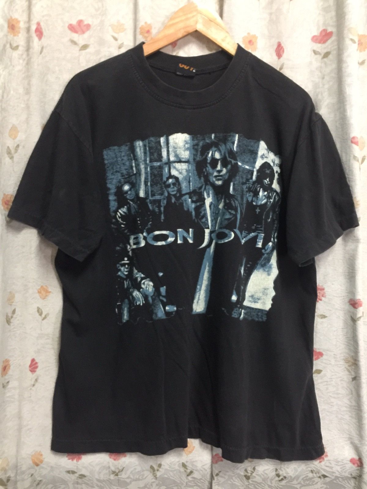 Band Tees × Bon Jovi × Vintage RARE VINTAGE BOOTLEG BON JOVI LINEUP ROCK T-SHIRT Size US L / EU 52-54 / 3 - 1 Thumbnail