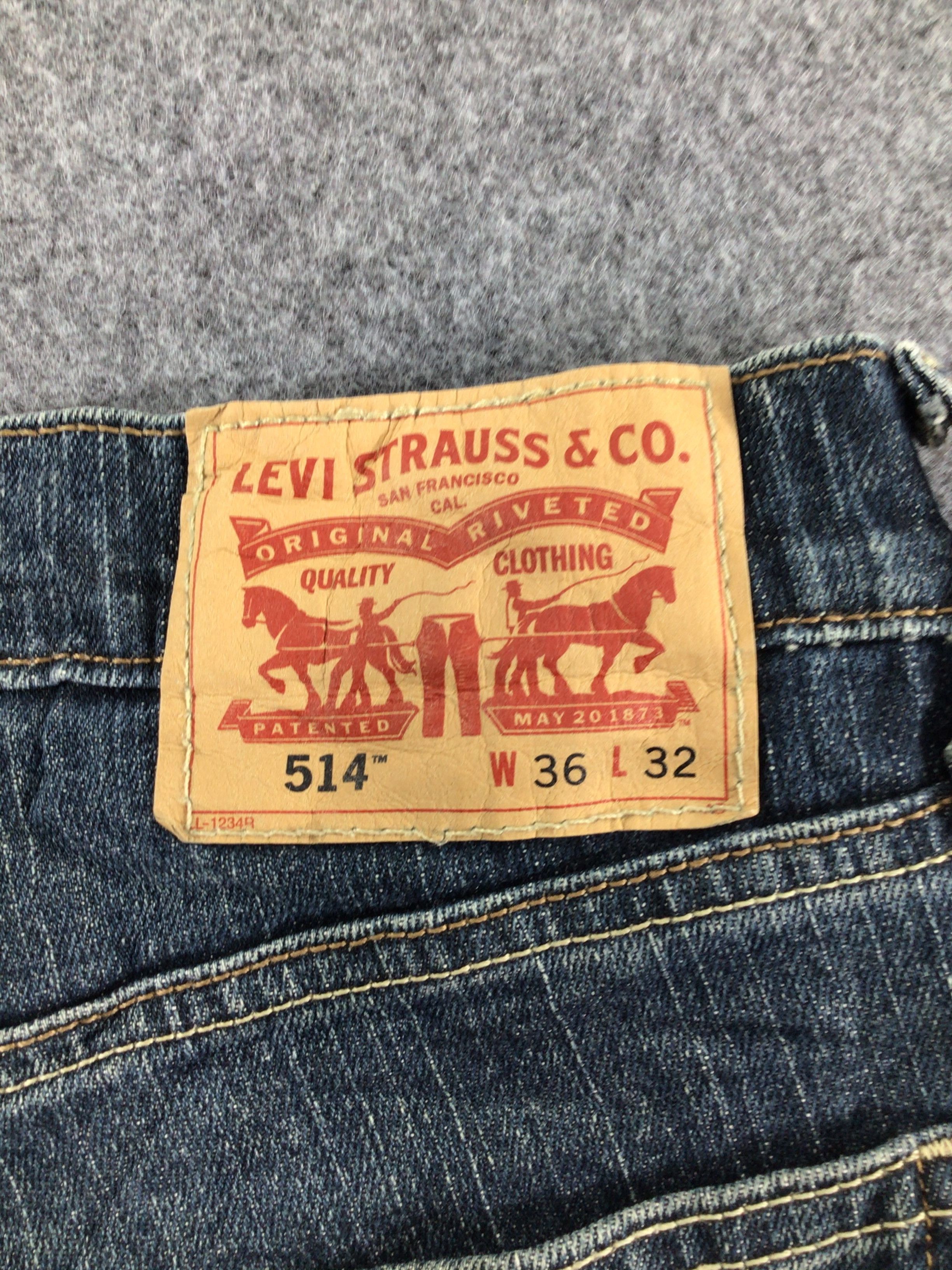 Levi's Vintage Levis 514 Jeans Dark Wash Denim KJ03 Size US 36 / EU 52 - 5 Thumbnail