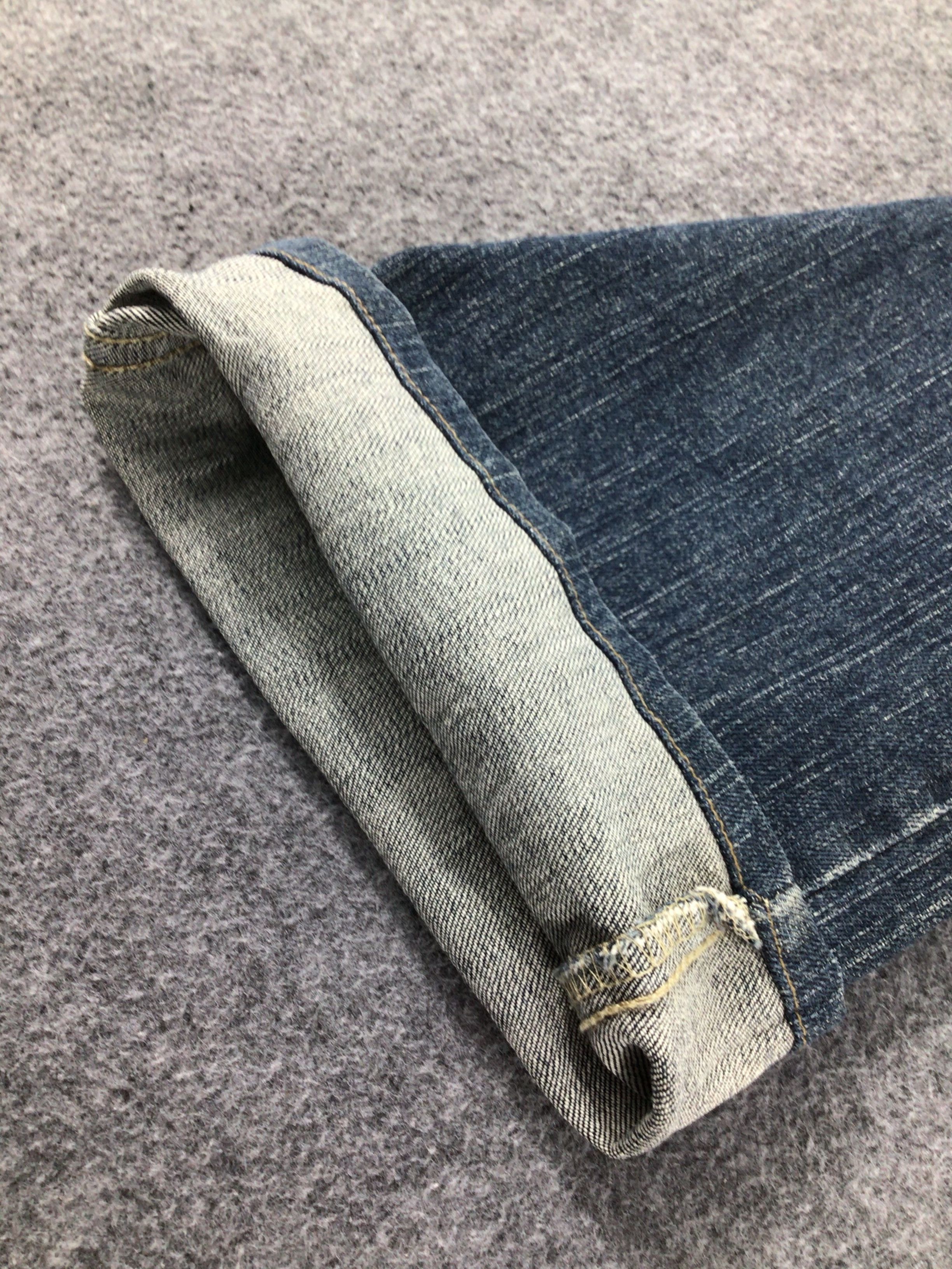 Levi's Vintage Levis 514 Jeans Dark Wash Denim KJ03 Size US 36 / EU 52 - 6 Thumbnail