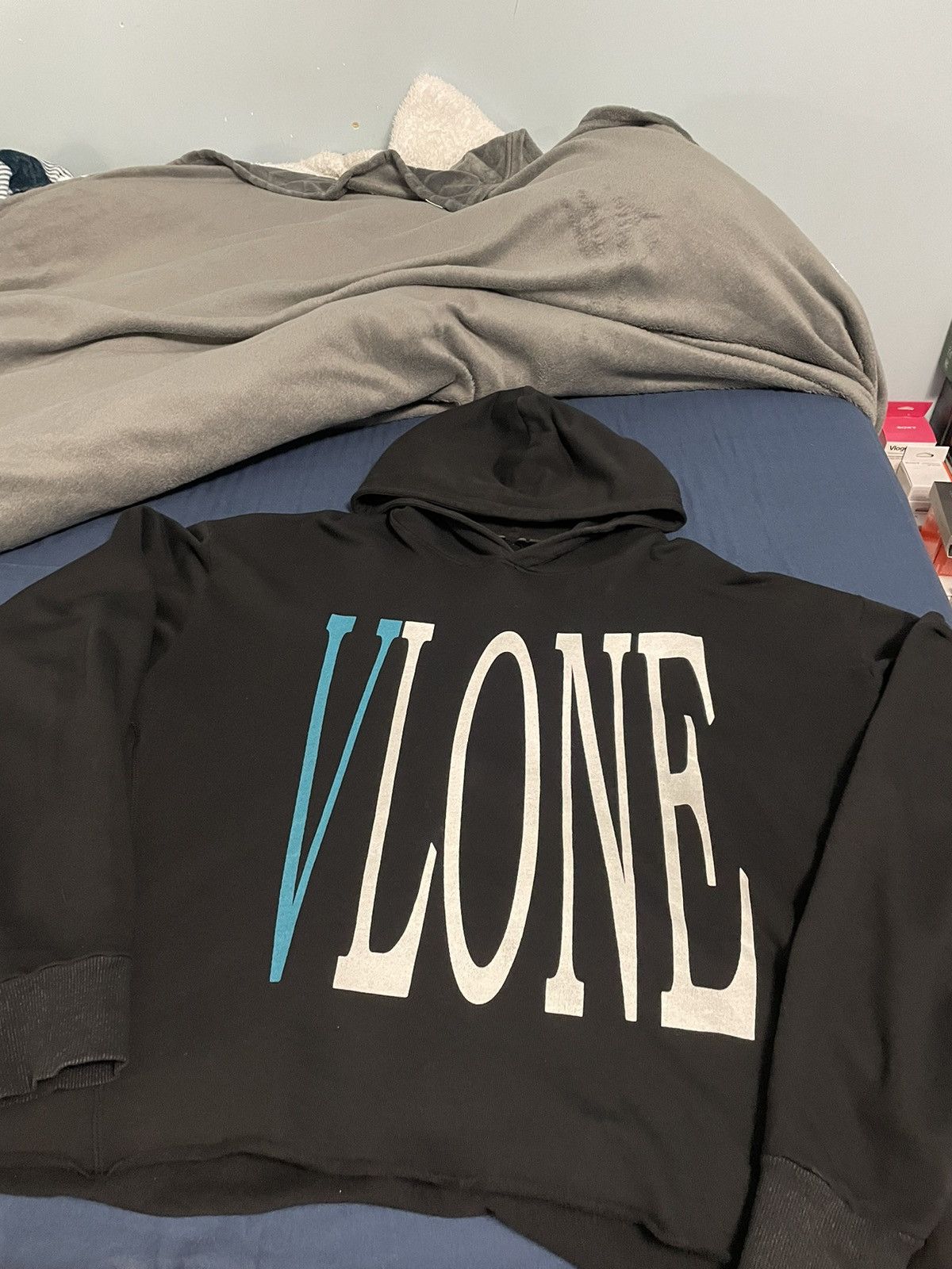 Vlone VLONE x Barney’s Japan Hoodie - Large Size US L / EU 52-54 / 3 - 1 Thumbnail