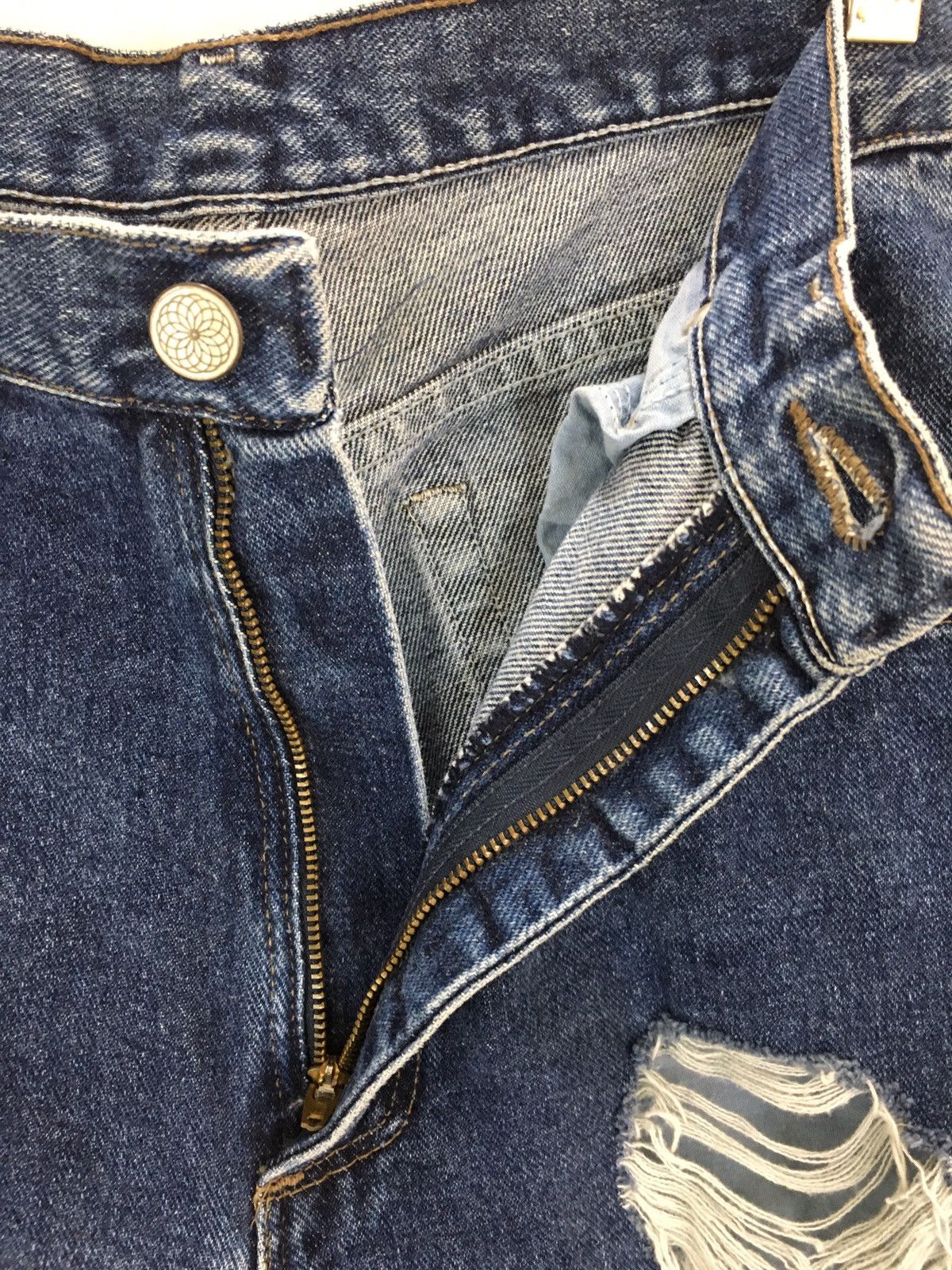 If Six Was Nine Vintage WRANGLER Reconstruct/Rebuild Destroy Denim Jeans Size US 31 - 17 Thumbnail