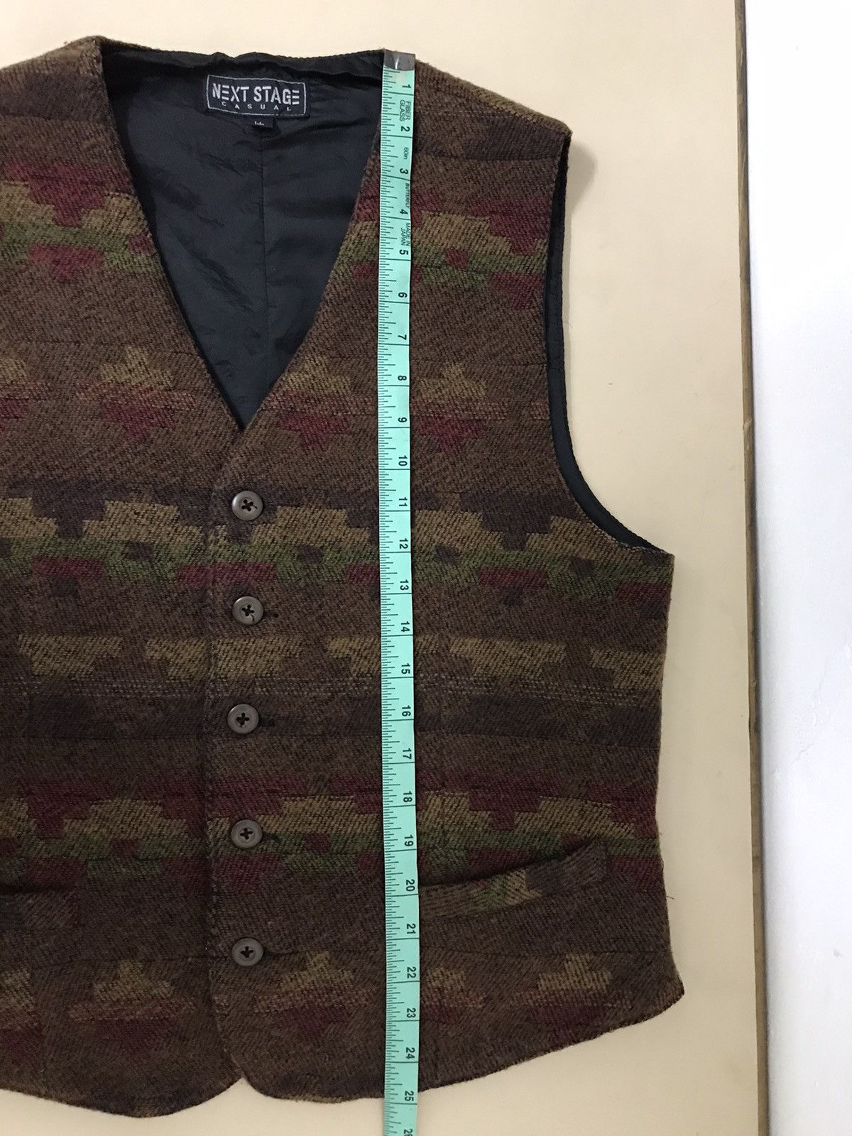 Japanese Brand Vintage Navajo Aztec Casual Vest Native Style Size US L / EU 52-54 / 3 - 10 Thumbnail