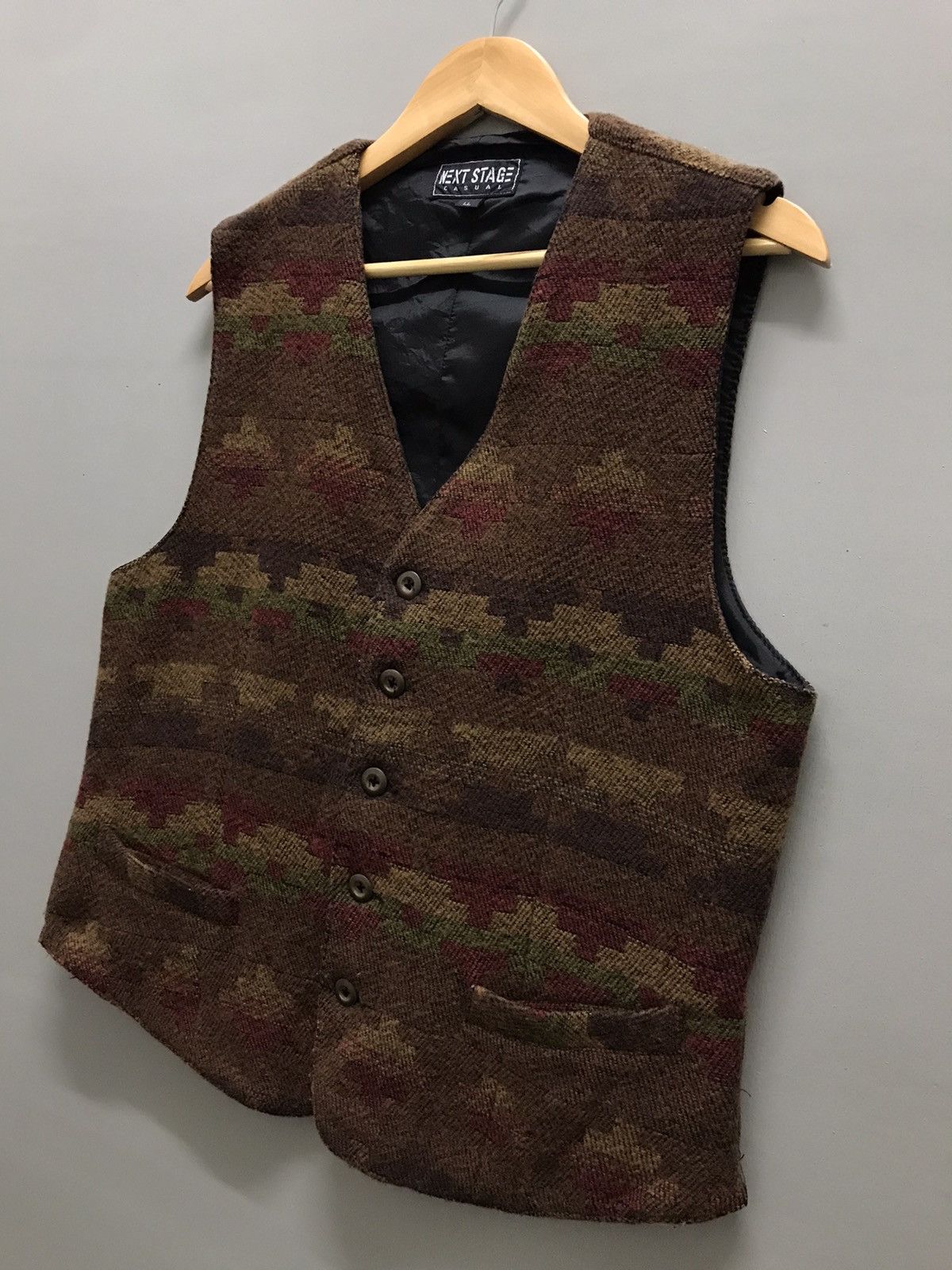 Japanese Brand Vintage Navajo Aztec Casual Vest Native Style Size US L / EU 52-54 / 3 - 3 Thumbnail