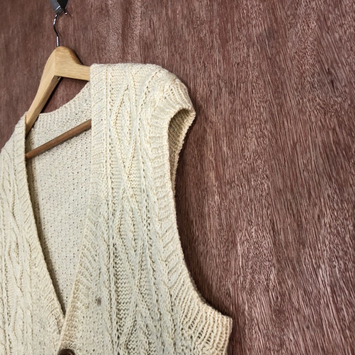 Vintage DL Japan Brown cable knitwear cardigan Vests #H237 Size US L / EU 52-54 / 3 - 4 Thumbnail
