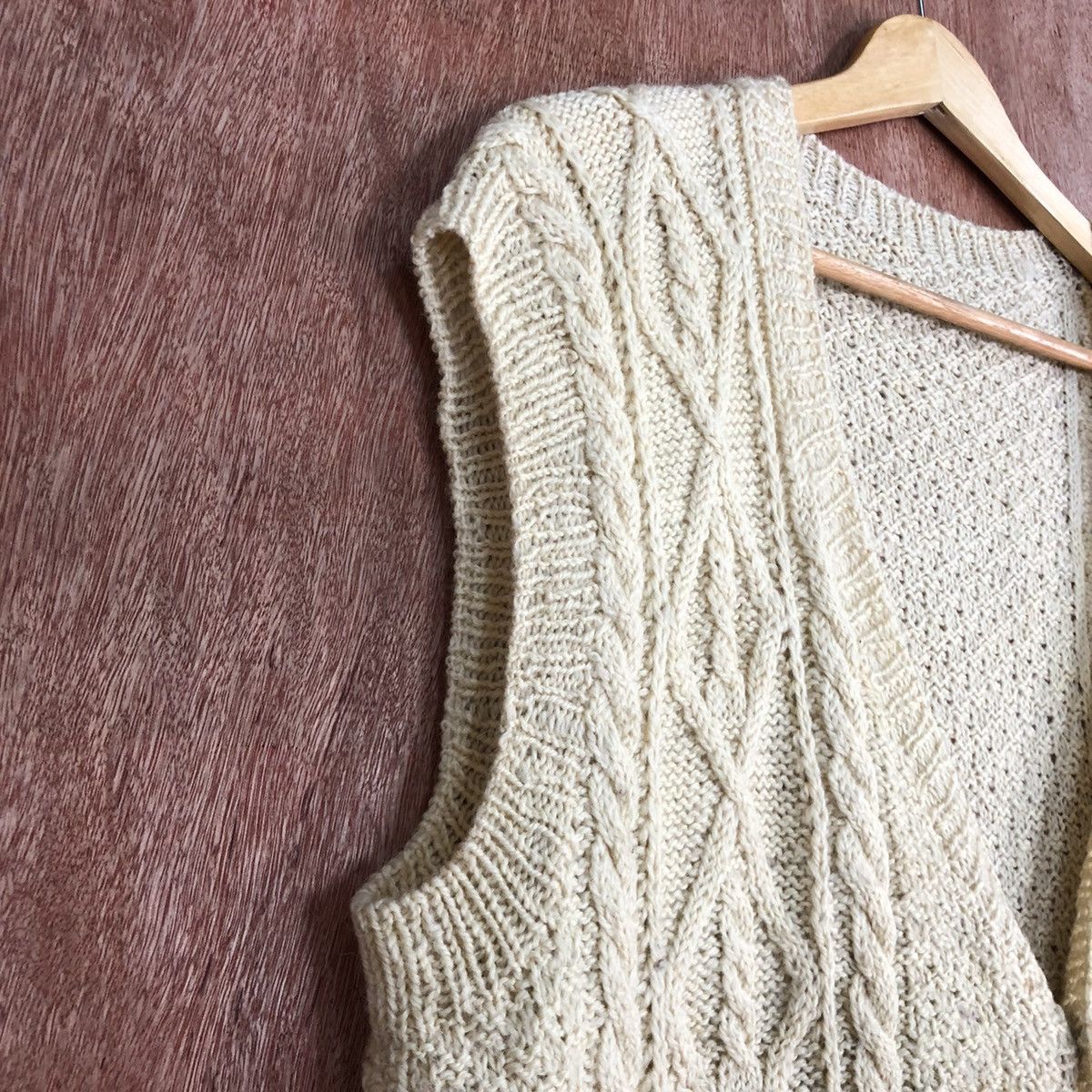 Vintage DL Japan Brown cable knitwear cardigan Vests #H237 Size US L / EU 52-54 / 3 - 5 Thumbnail