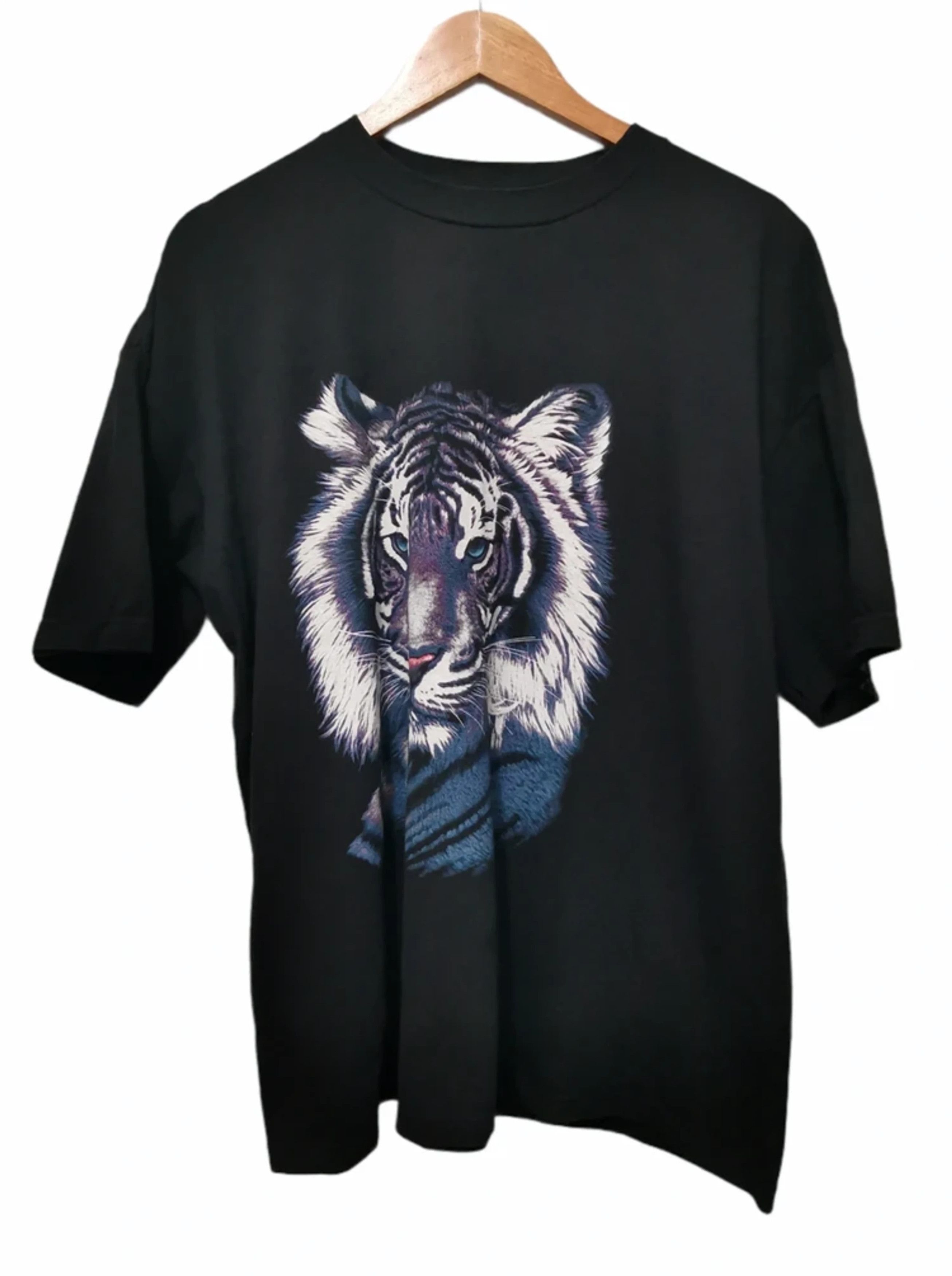 Vintage Vintage White Tiger Thunder Sportswear Tee Animal Size US XL / EU 56 / 4 - 2 Thumbnail