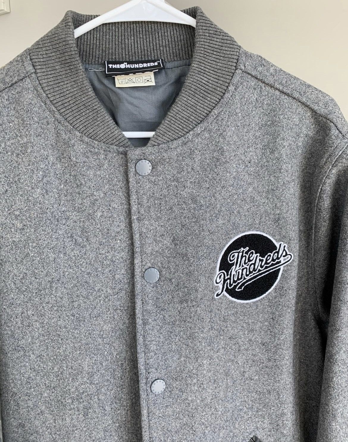 The Hundreds The Hundreds Wool Varsity Jacket Vtg Streetwear Bomber Size US XL / EU 56 / 4 - 1 Thumbnail