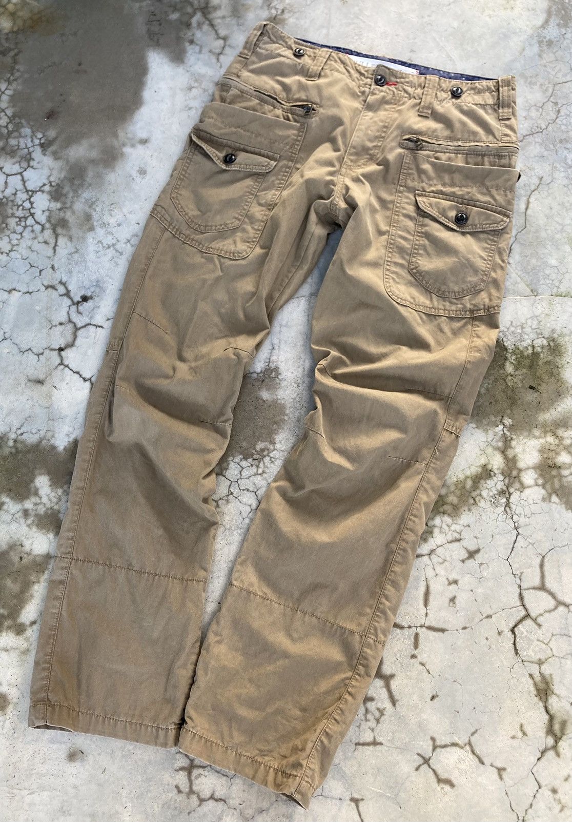 Japanese Brand Bull Japanese brand 6 pocket cargo pants Size US 31 - 1 Thumbnail