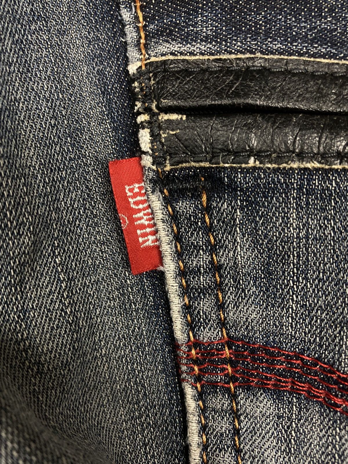Edwin Vintage Edwin Edge Of Blue Jeans Distressed Size US 33 - 11 Thumbnail