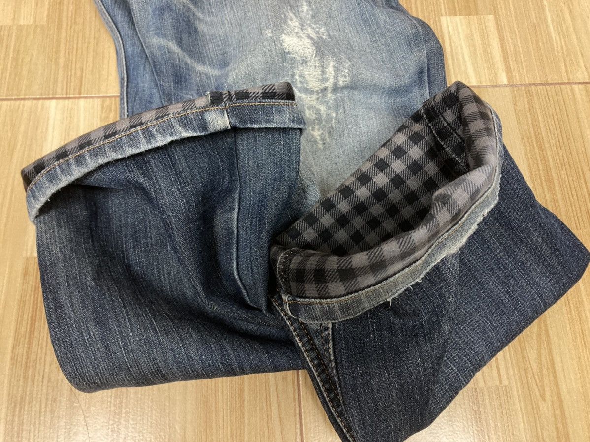 Edwin Vintage Edwin Edge Of Blue Jeans Distressed Size US 33 - 18 Thumbnail