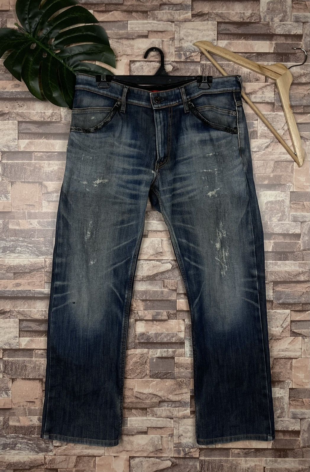Edwin Vintage Edwin Edge Of Blue Jeans Distressed Size US 33 - 1 Thumbnail