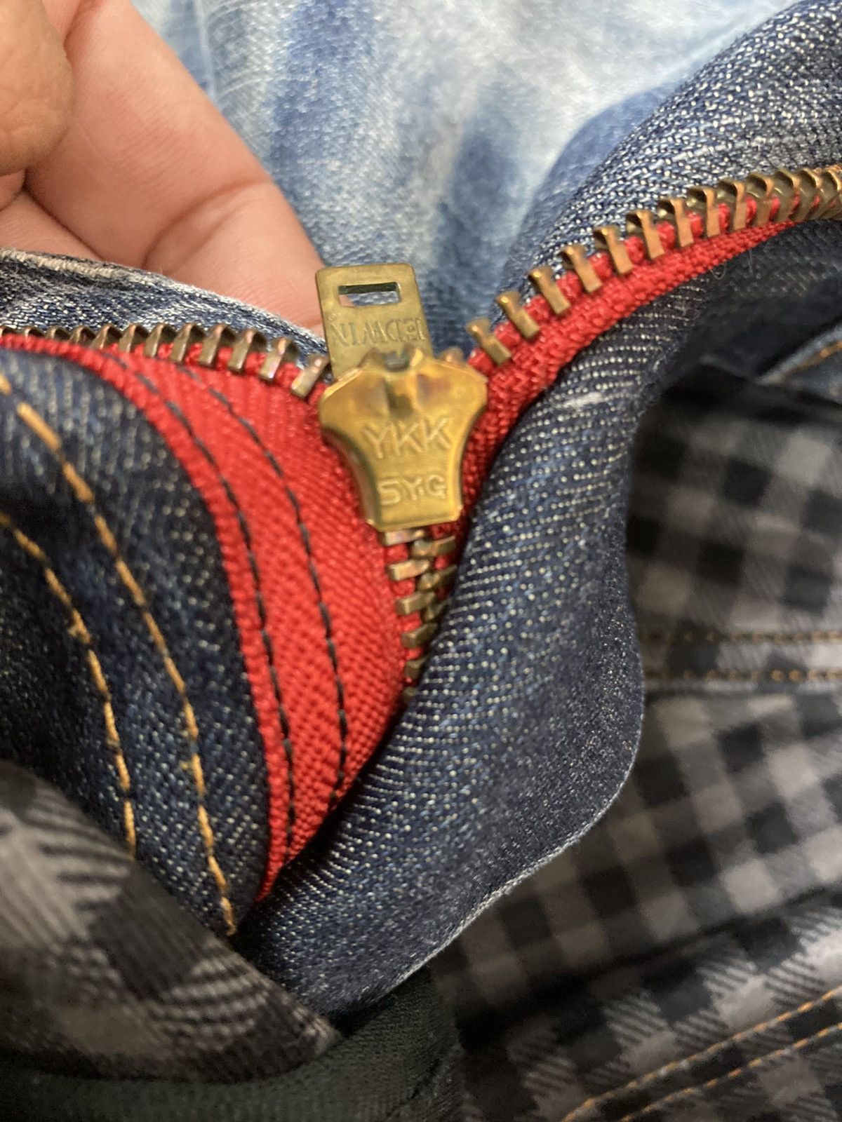 Edwin Vintage Edwin Edge Of Blue Jeans Distressed Size US 33 - 12 Thumbnail