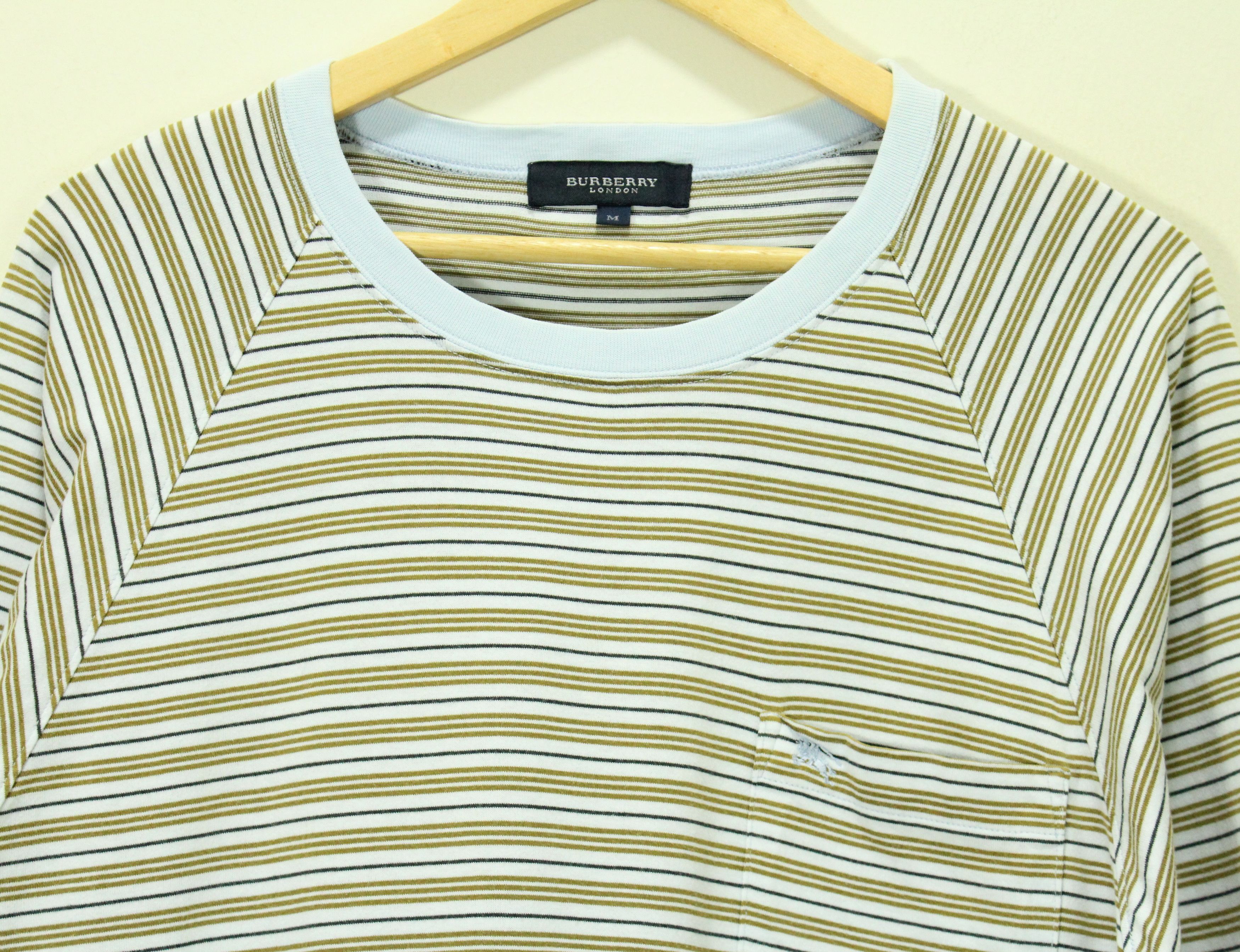 Burberry × Vintage Vintage BURBERRY T Shirt Pocket Striped Embridered Logo Size US M / EU 48-50 / 2 - 2 Thumbnail
